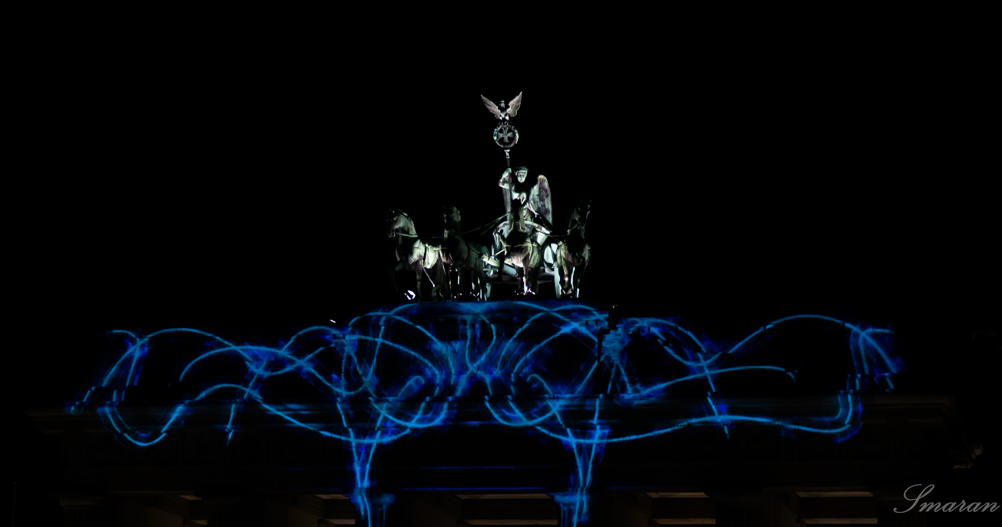 Sony Alpha NEX-5N + Sony E PZ 18-105mm F4 G OSS sample photo. Festival of lights photography