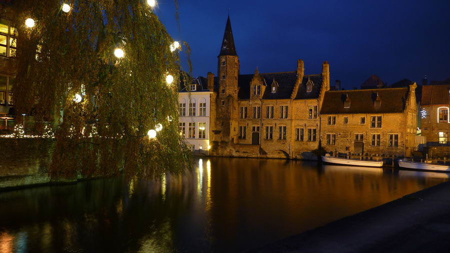 Panasonic DMC-FT1 sample photo. Canal nocturne photography