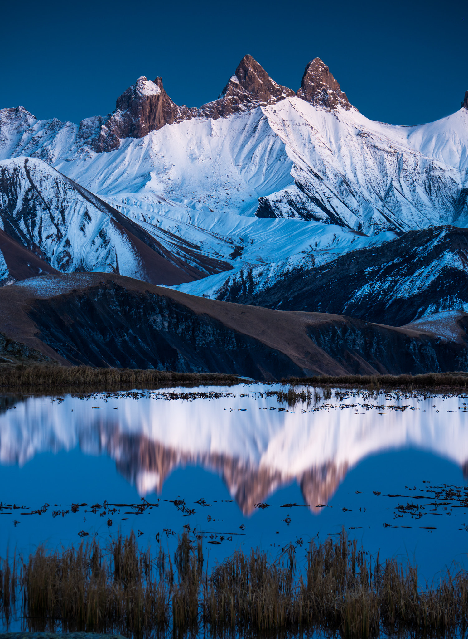 LUMIX G VARIO 35-100/F4.0-5.6 sample photo. Lac guichard and the aiguilles d'arves photography