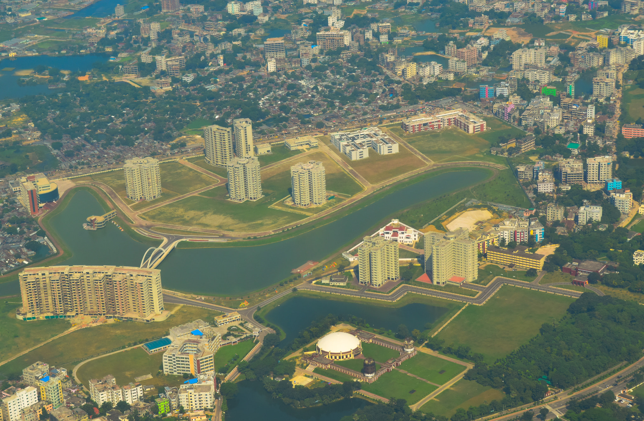 Nikon D5300 + Nikon AF-S DX Nikkor 17-55mm F2.8G ED-IF sample photo. Bird's eye view of dhaka, bangladesh photography