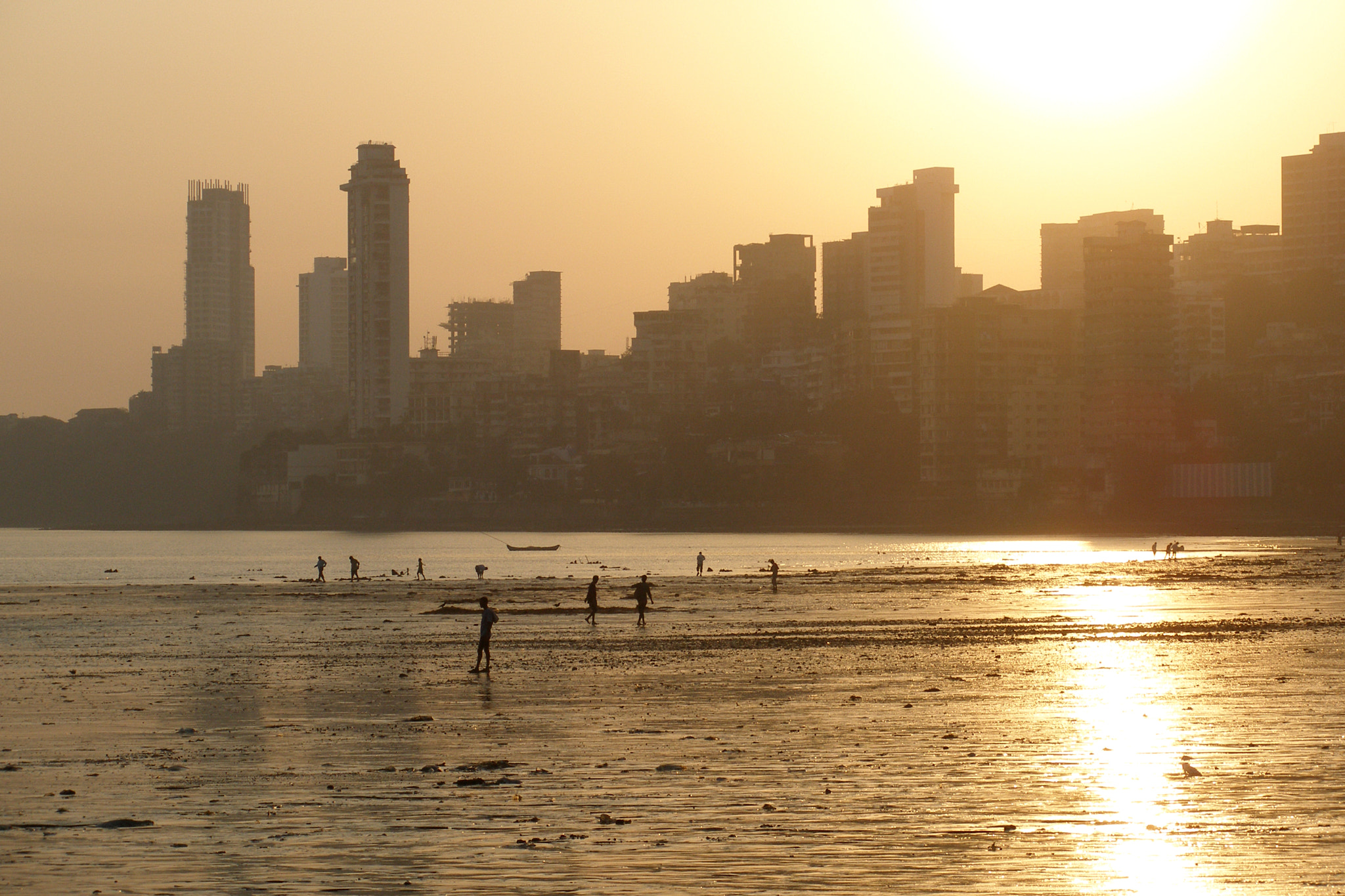 Olympus C70Z,C7000Z sample photo. Mumbai sunset time photography