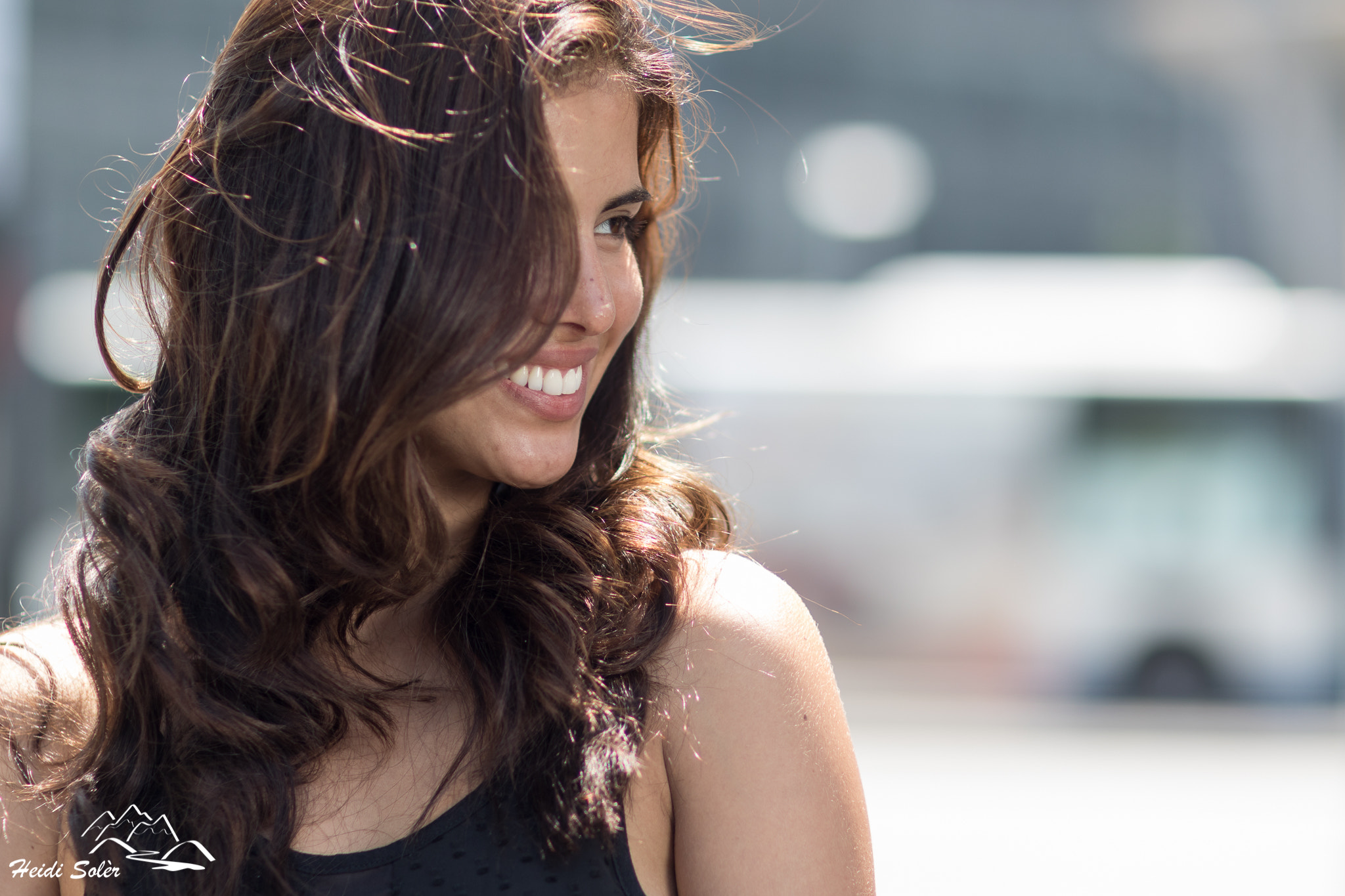 Canon EF 85mm F1.2L II USM sample photo. Ein lächeln photography