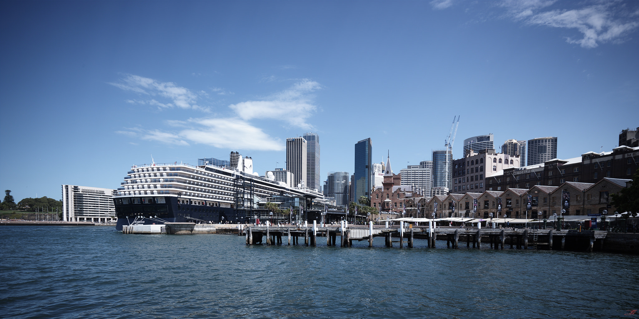 Phase One IQ180 + Schneider LS 28mm f/4.5 sample photo. Circular quay 1 photography