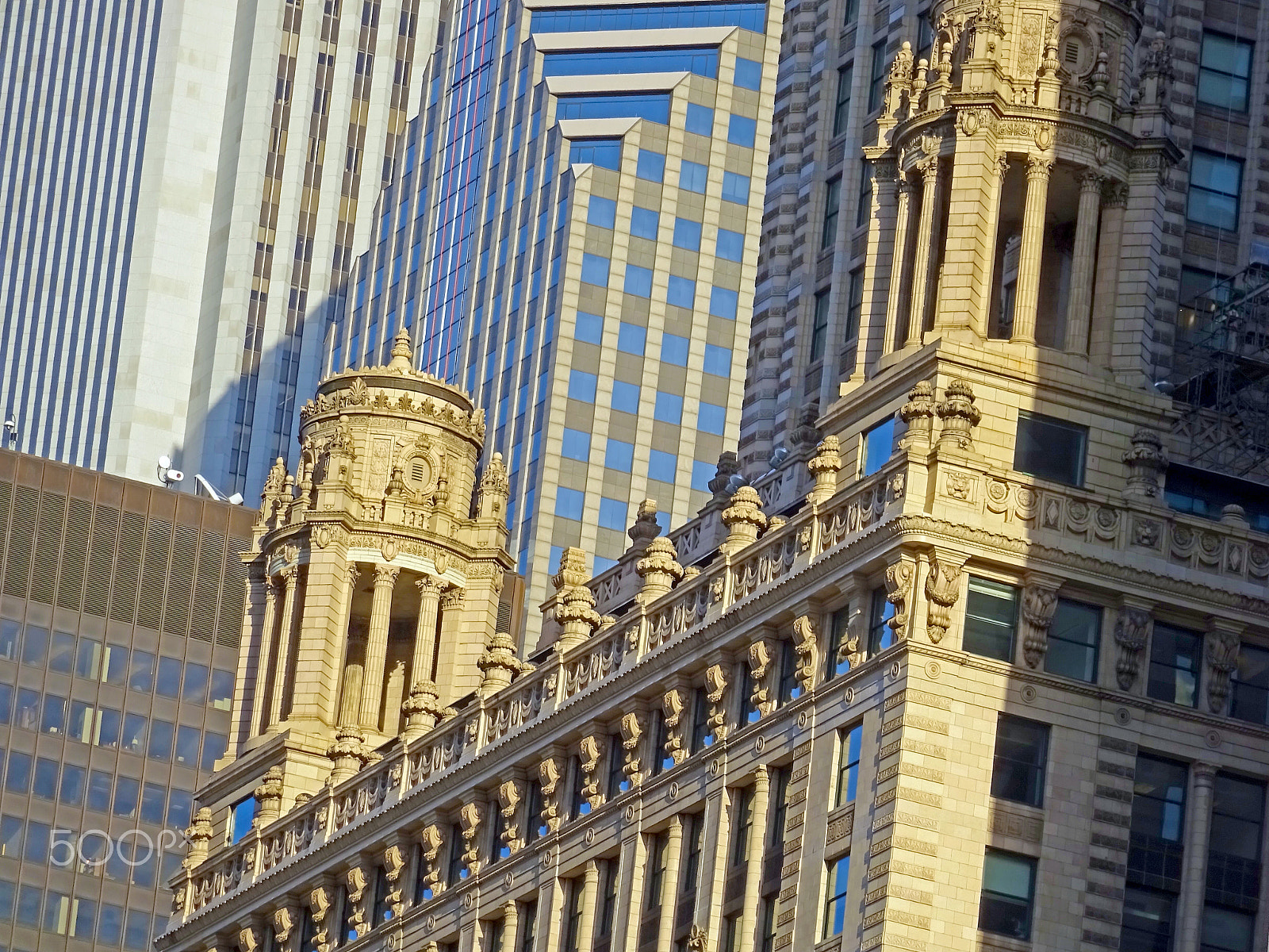Sony Cyber-shot DSC-WX350 + Sony 25-500mm F3.5-6.5 sample photo. Chicago cityscape photography