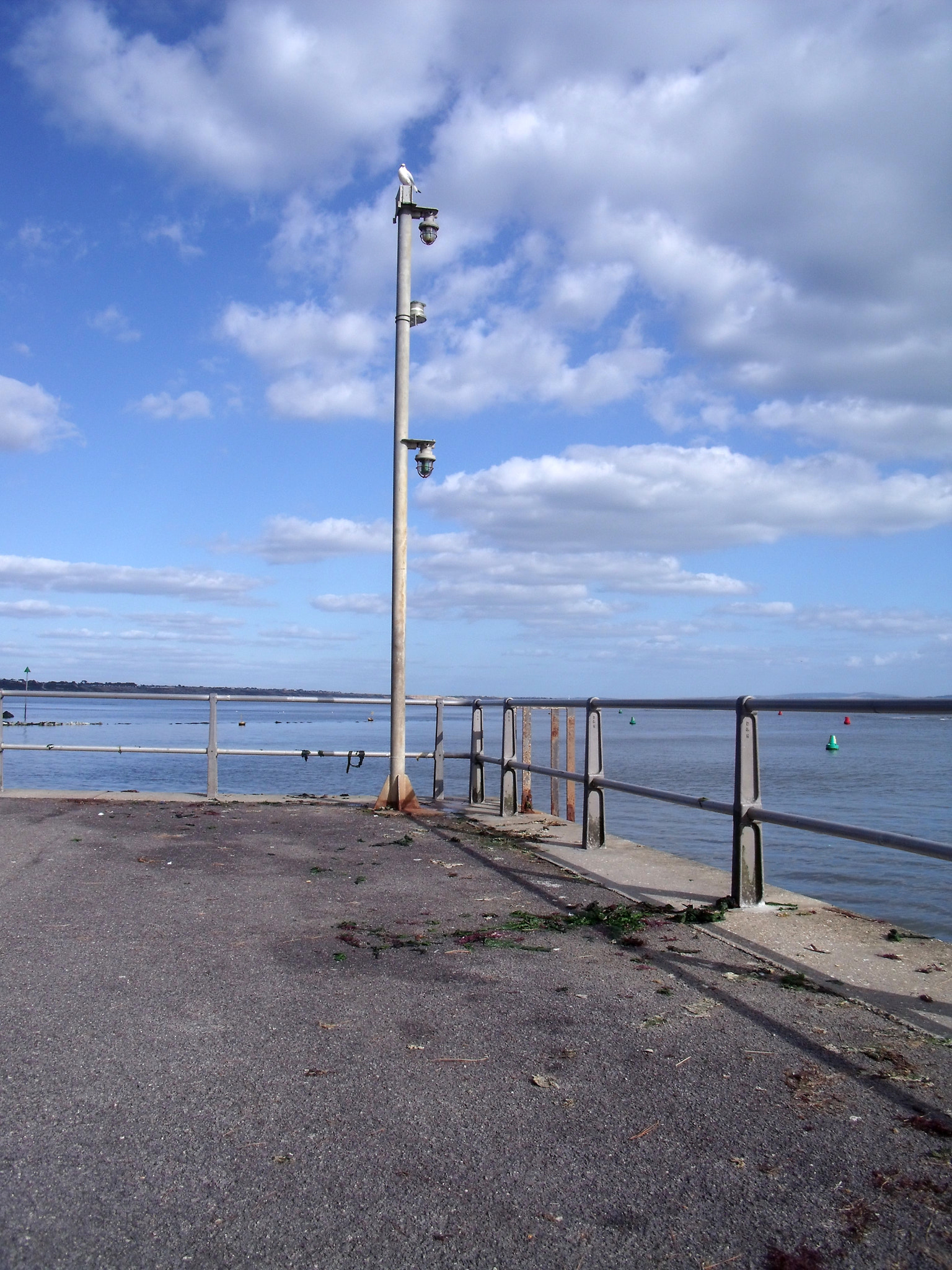 Fujifilm FinePix J210 sample photo. Lampost on the quay photography