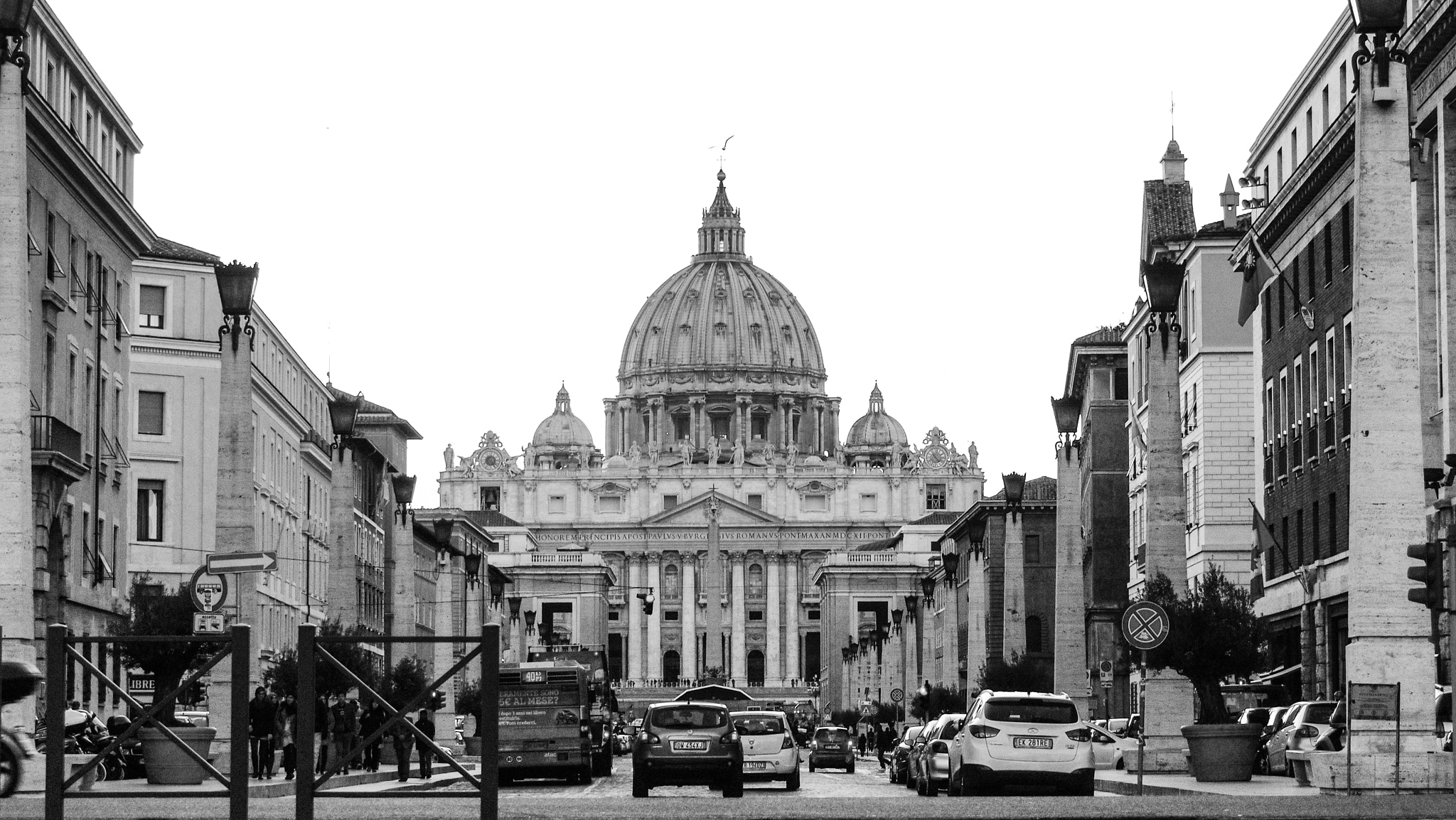 Olympus PEN E-P1 sample photo. The vatican photography