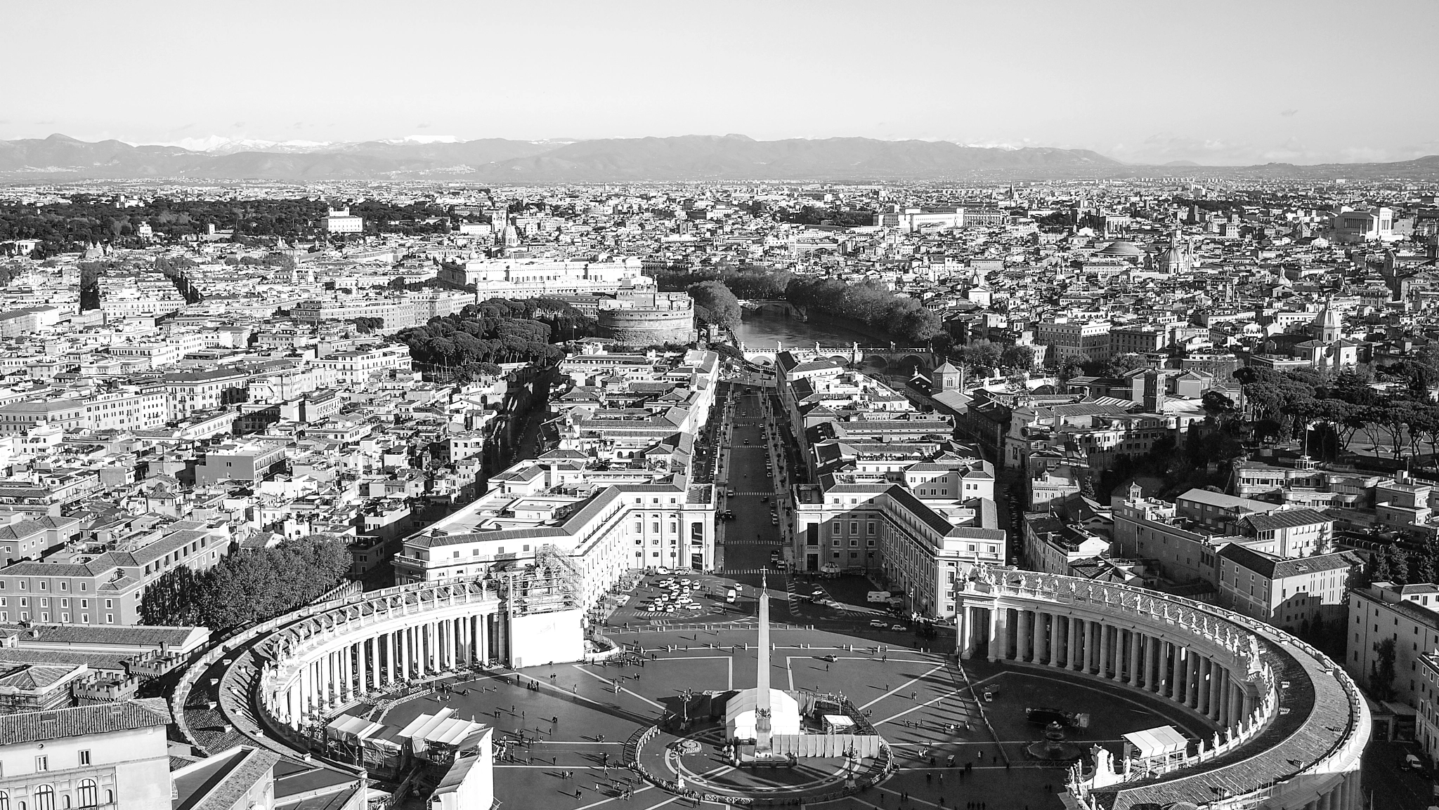 Olympus PEN E-PL1 + Panasonic Lumix G 20mm F1.7 ASPH sample photo. Roman from the vatican photography