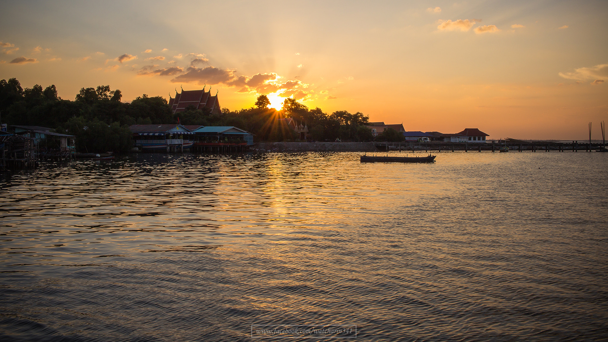 Canon EOS 600D (Rebel EOS T3i / EOS Kiss X5) sample photo. Chonburi & ang sila fish market photography