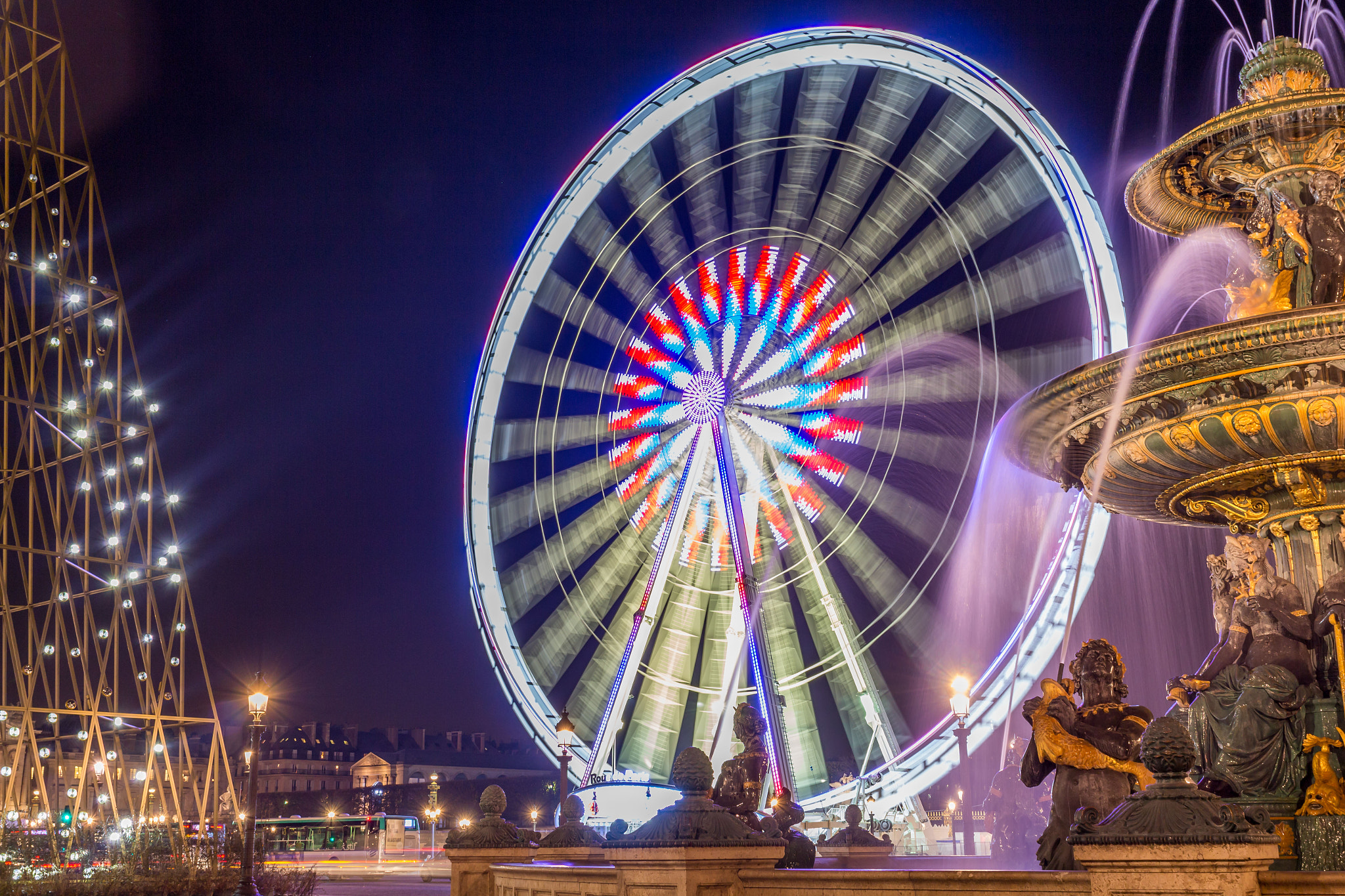 Canon EOS 700D (EOS Rebel T5i / EOS Kiss X7i) + Canon EF 24mm F2.8 IS USM sample photo. Ferris wheel in paris photography