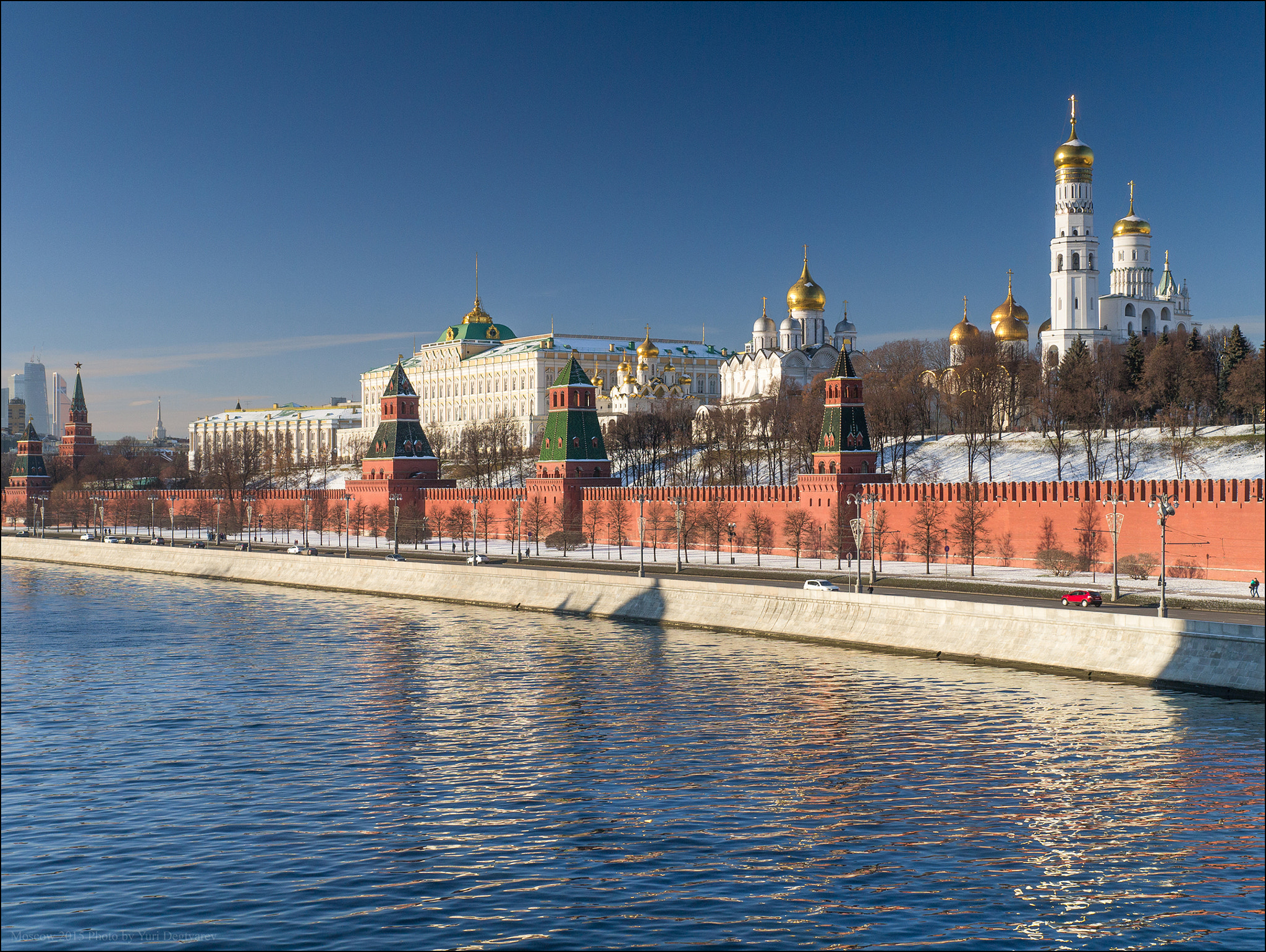 Panasonic Lumix DMC-G3 + Panasonic Leica DG Summilux 25mm F1.4 II ASPH sample photo. Russia. moscow. kremlin. photography