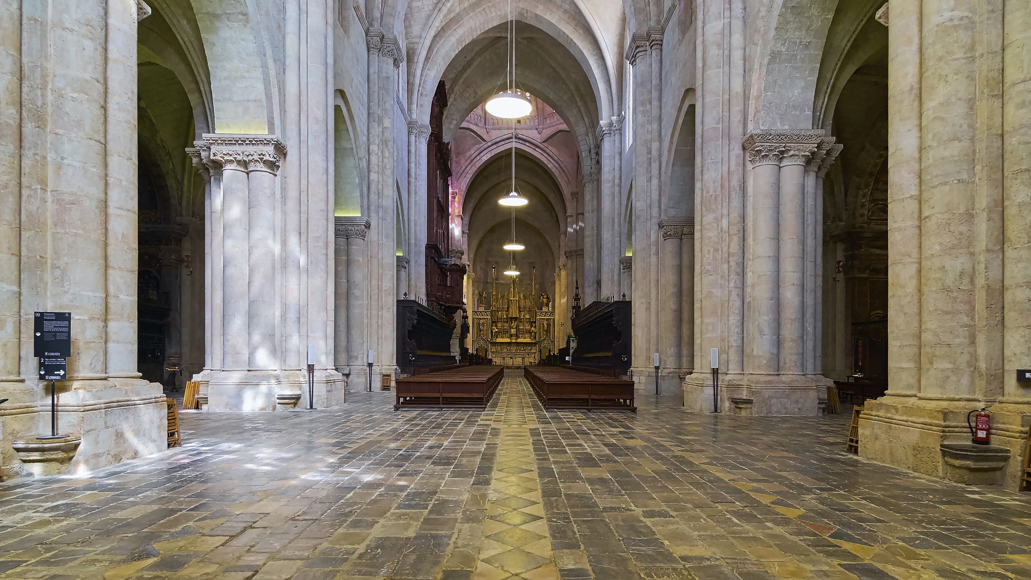 Tokina AT-X Pro 11-16mm F2.8 DX II sample photo. Catedral de santa maría de tarragona photography