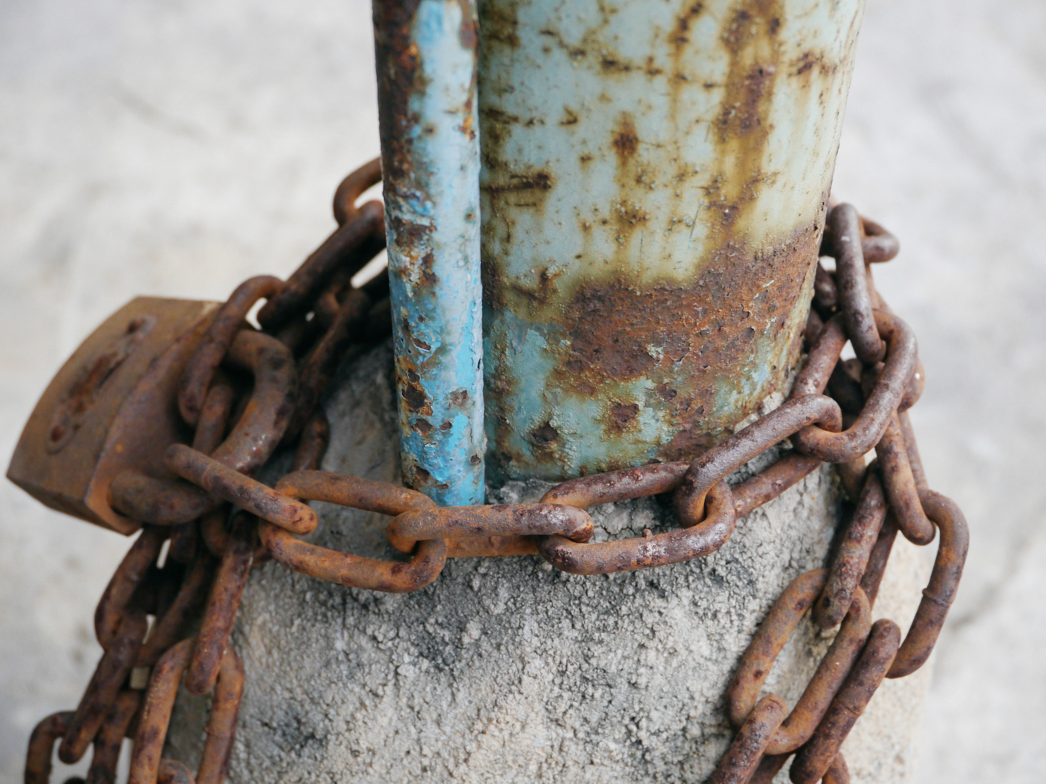 LUMIX G VARIO PZ 14-42/F3.5-5.6 sample photo. Chain photography