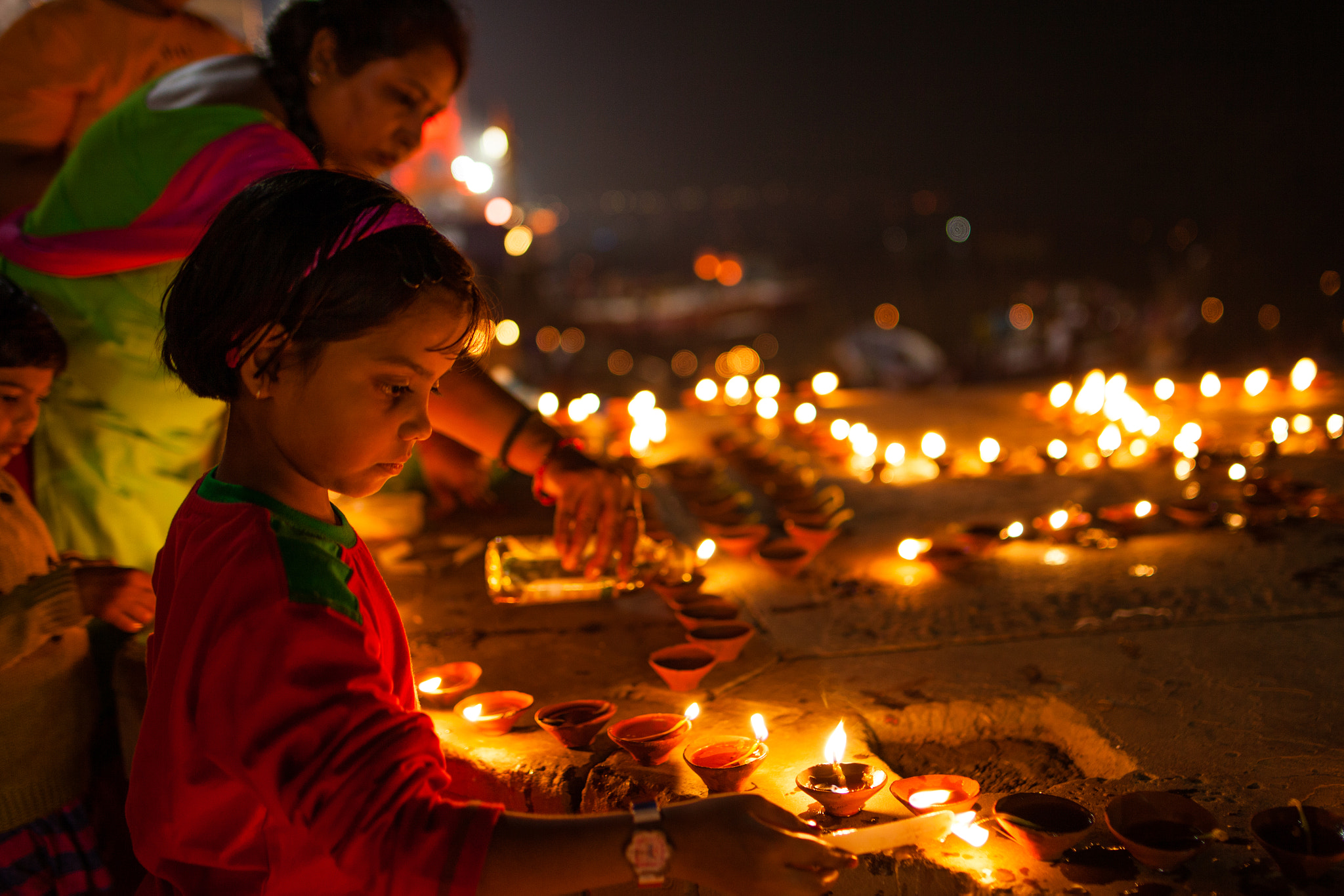 Canon EOS 5D Mark II + Tamron SP 35mm F1.8 Di VC USD sample photo. Dev diwali in varanasi photography