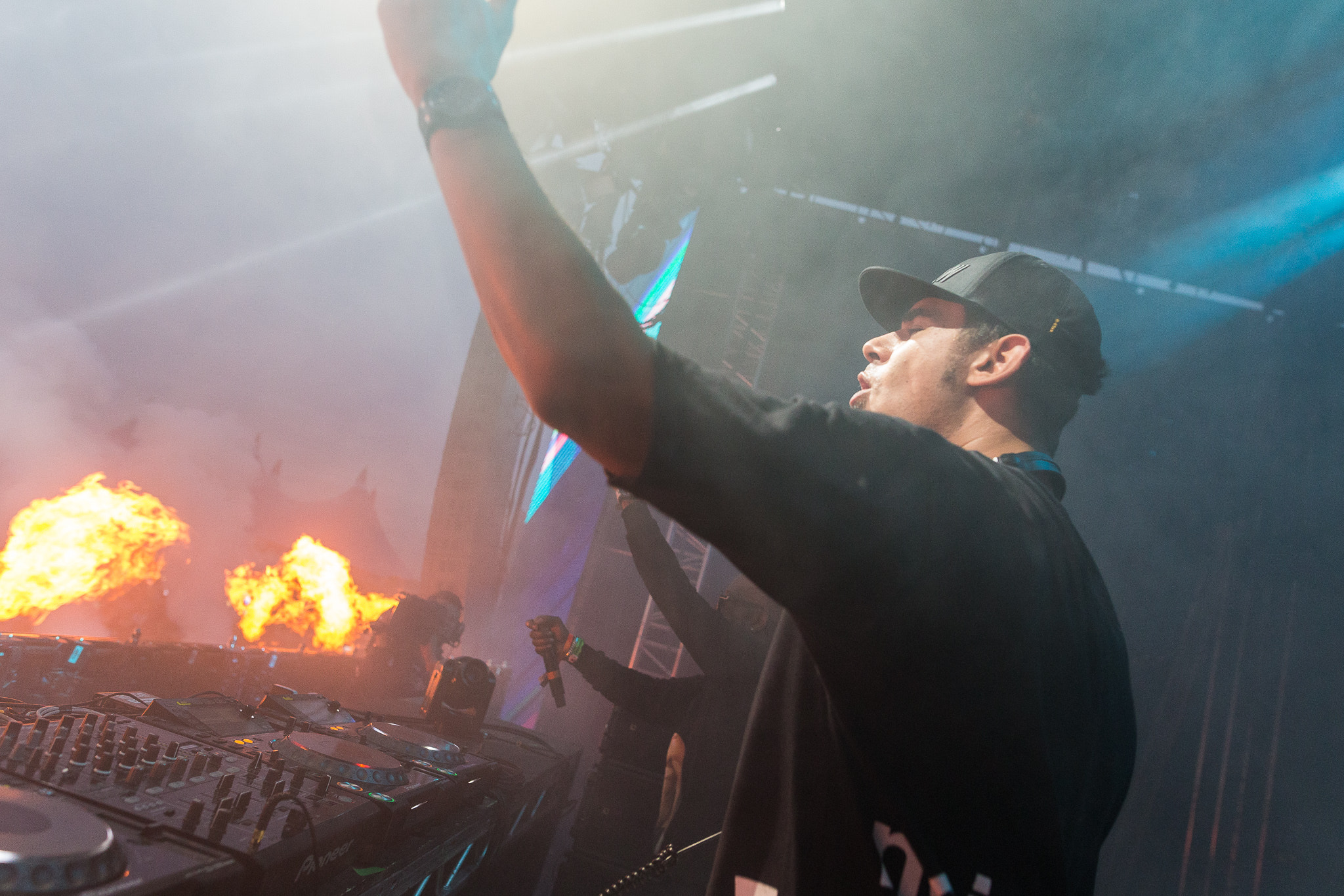 Sigma 24mm F1.4 DG HSM Art sample photo. Creamfields festival 2015 photography