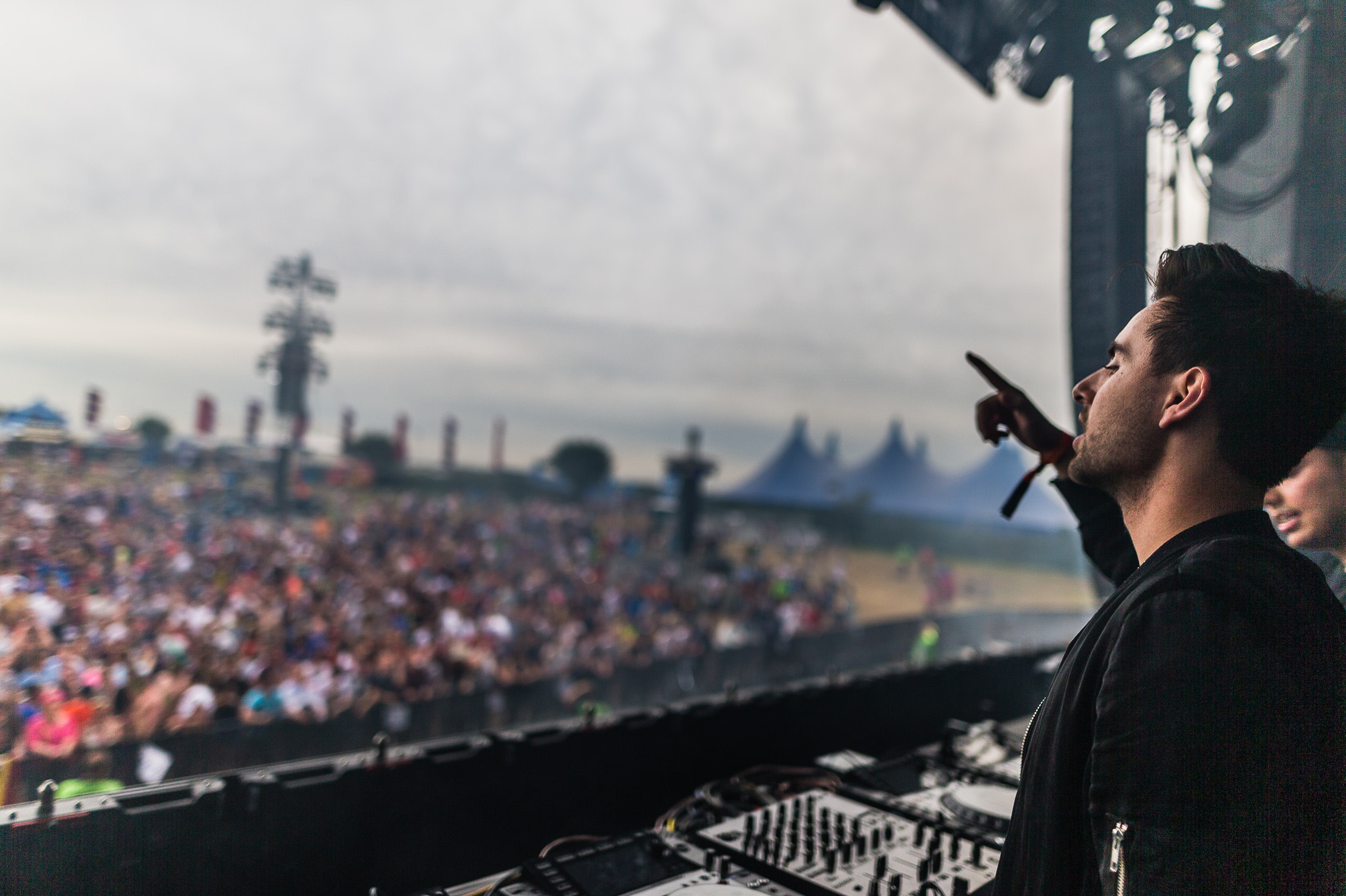 Sigma 24mm F1.4 DG HSM Art sample photo. Creamfields festival 2015 photography