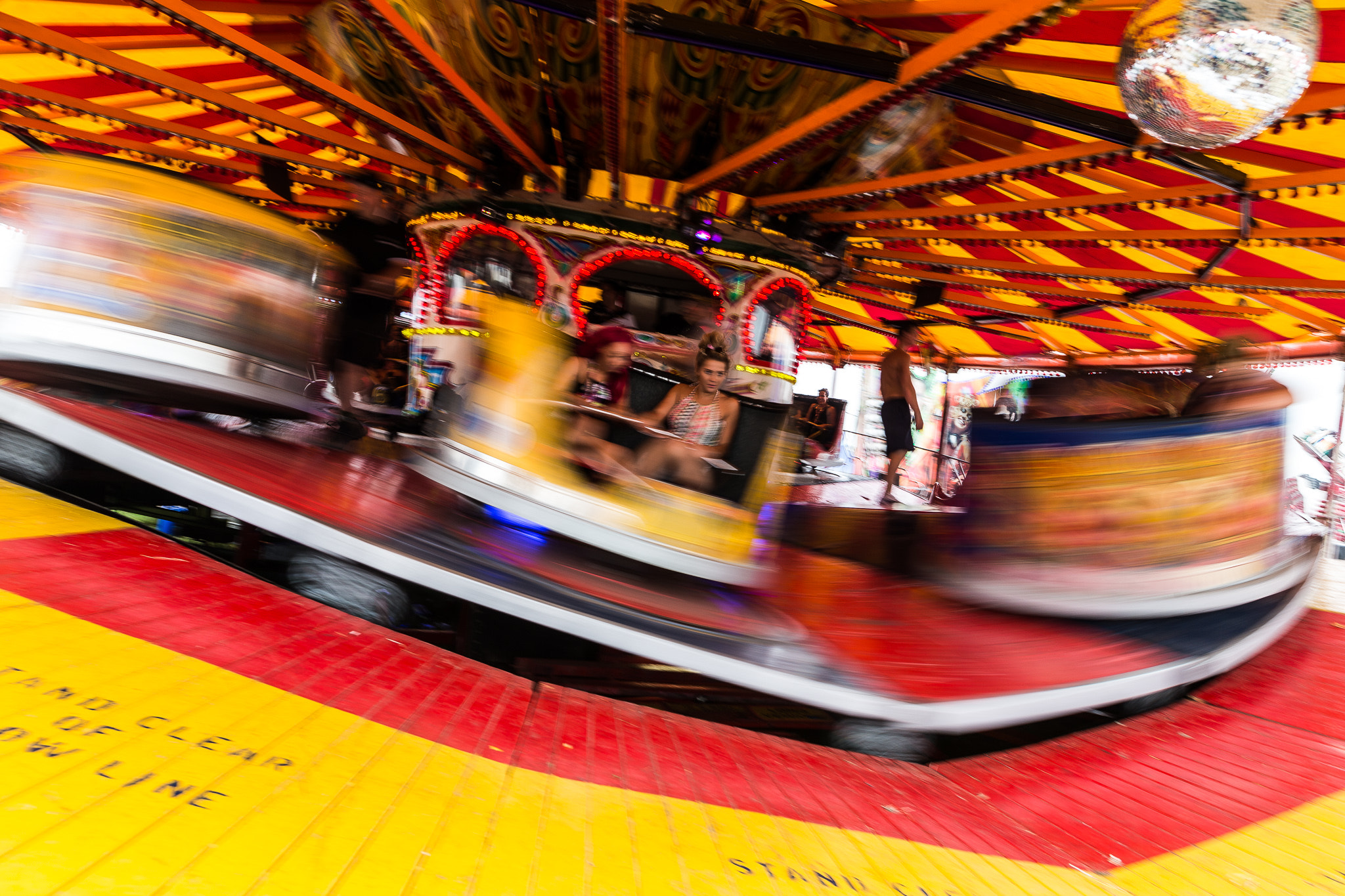 Sigma 24mm F1.4 DG HSM Art sample photo. Creamfields festival 2015 photography