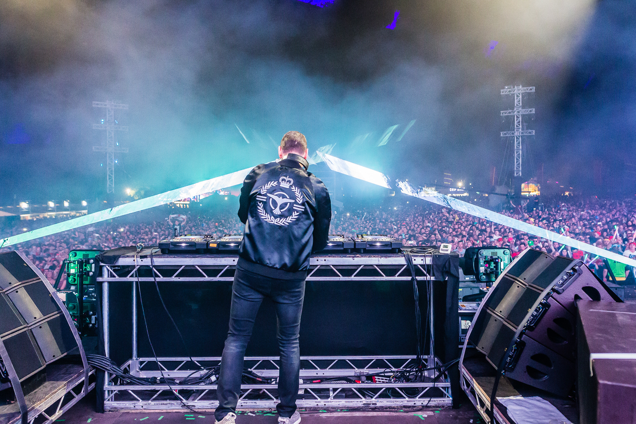 Sigma 24mm F1.4 DG HSM Art sample photo. Creamfields festival 2015 photography