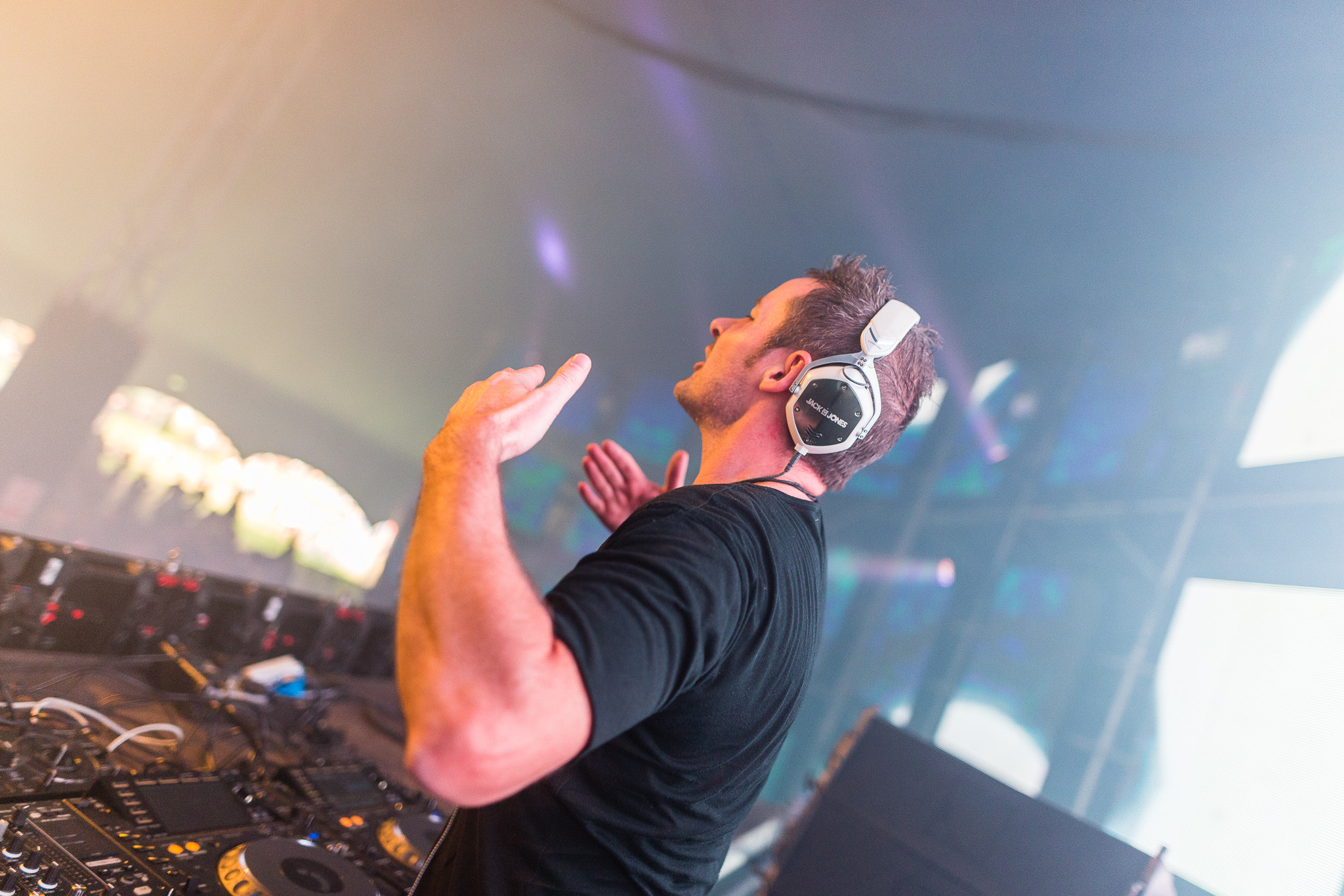 Sigma 24mm F1.4 DG HSM Art sample photo. Creamfields festival 2015 photography