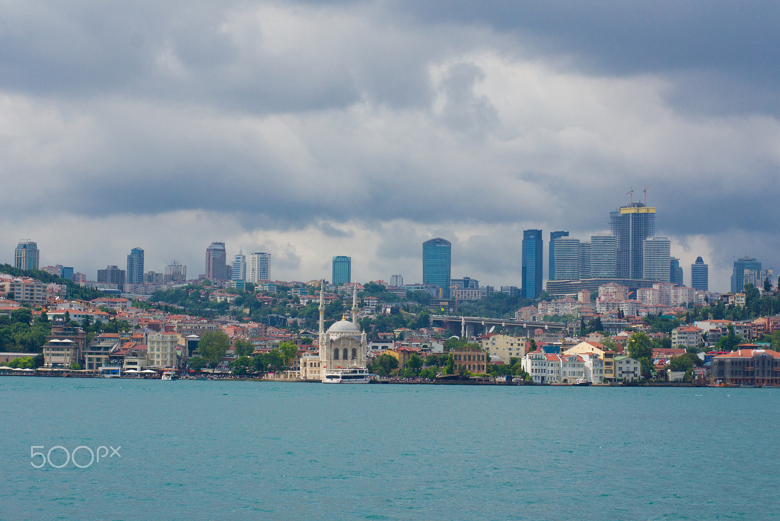 Sony Alpha DSLR-A450 + Sony 50mm F1.4 sample photo. Bosphorus, istanbul photography