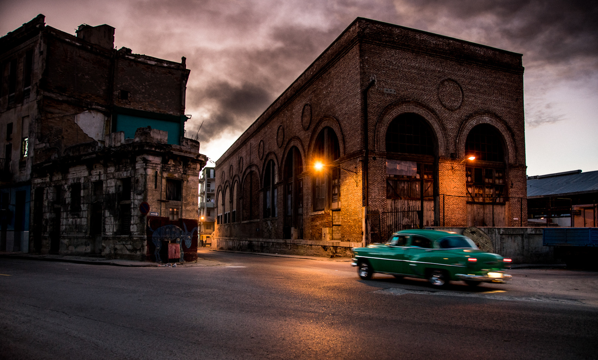 Sony a7R + Canon EF 24-105mm F4L IS USM sample photo. Havana day break photography