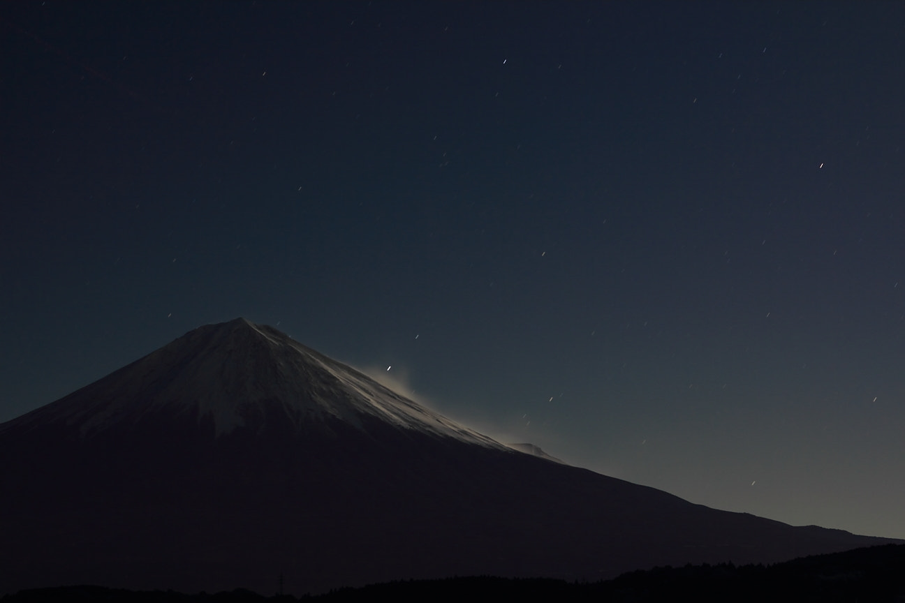 ZEISS Makro-Planar T* 50mm F2 sample photo. Moonlight of mount fuji photography