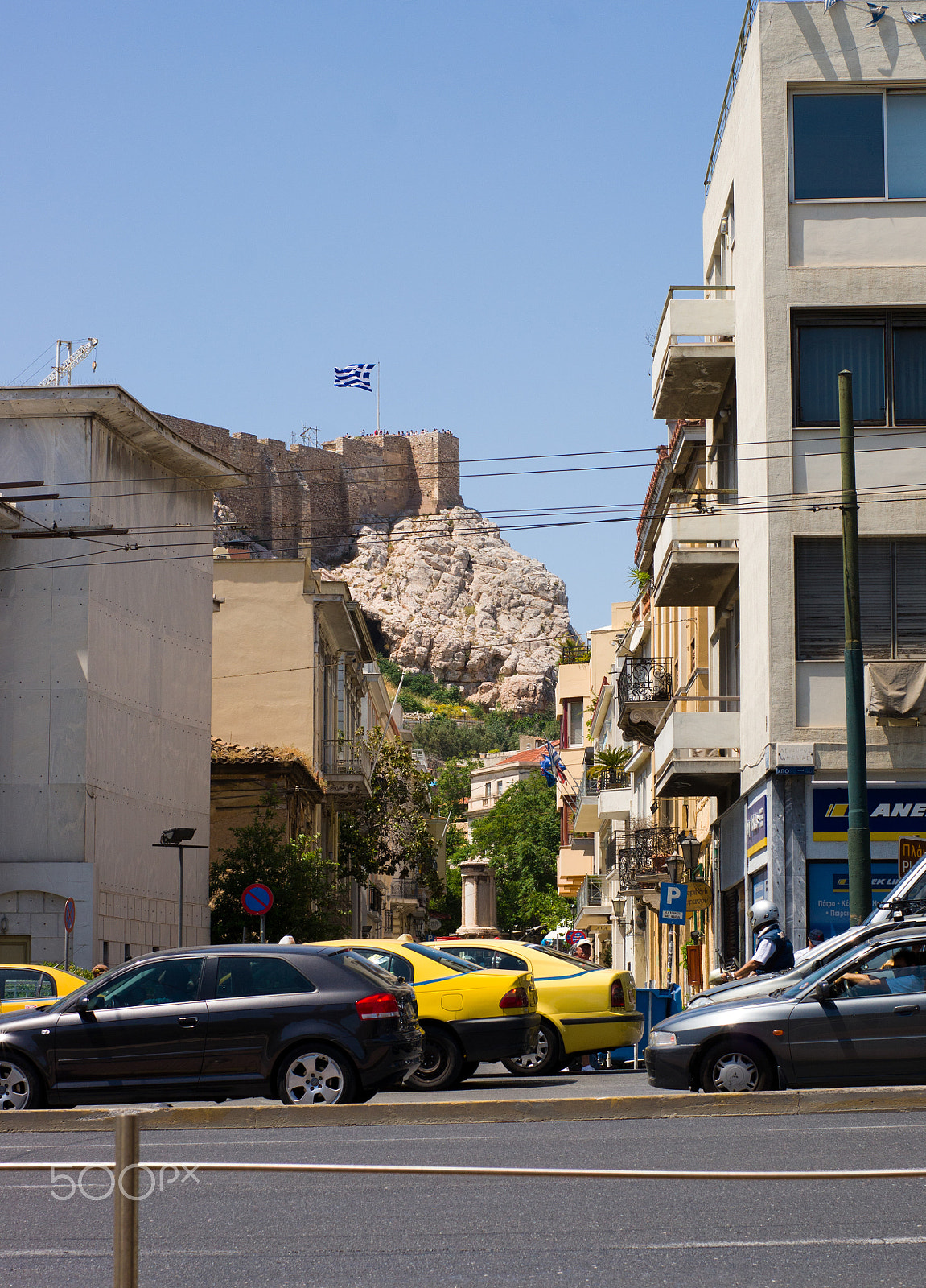 Sony Alpha DSLR-A450 + Sony 50mm F1.4 sample photo. Athens streets photography