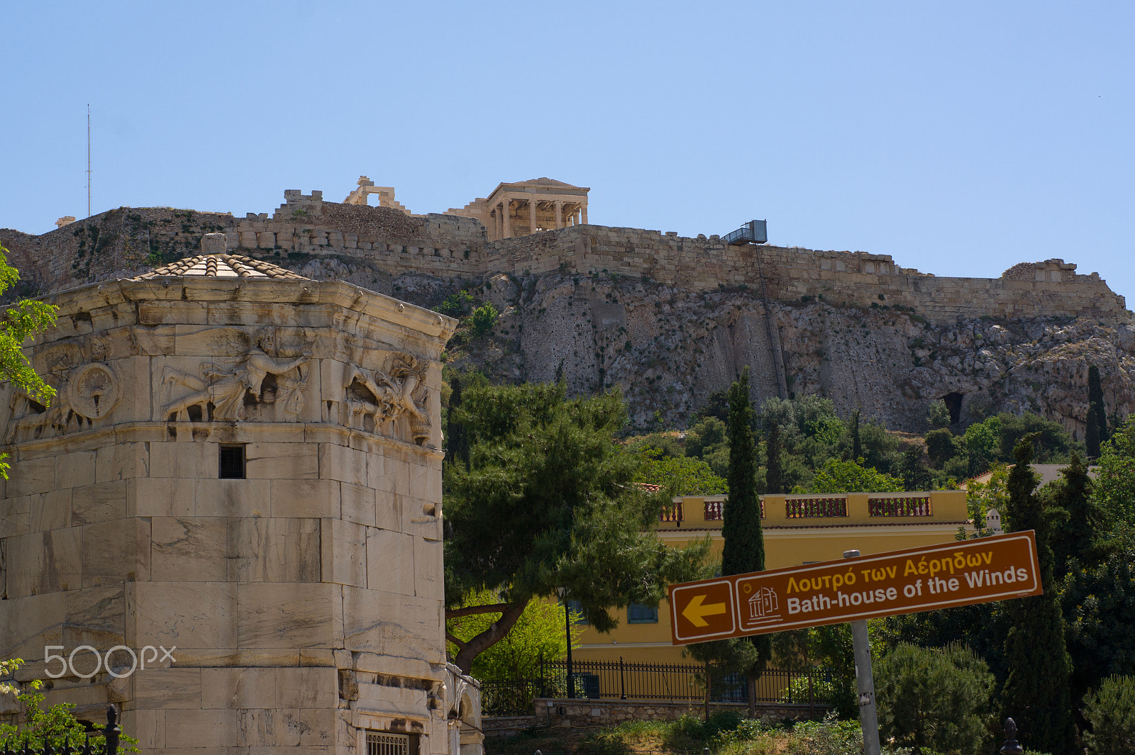 Sony Alpha DSLR-A450 + Sony 50mm F1.4 sample photo. Athens streets photography