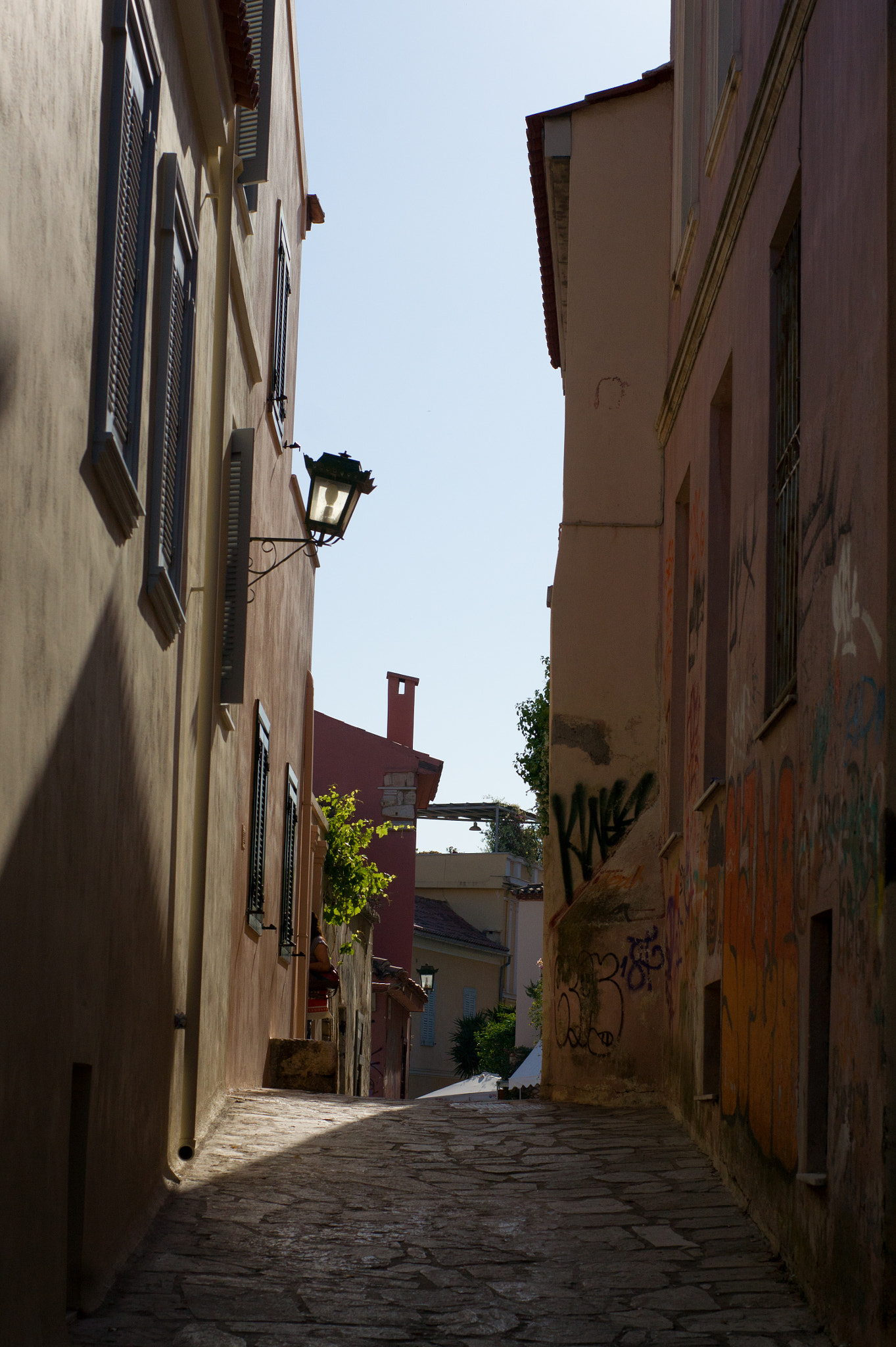 Sony Alpha DSLR-A450 + Sony 50mm F1.4 sample photo. Athens photography