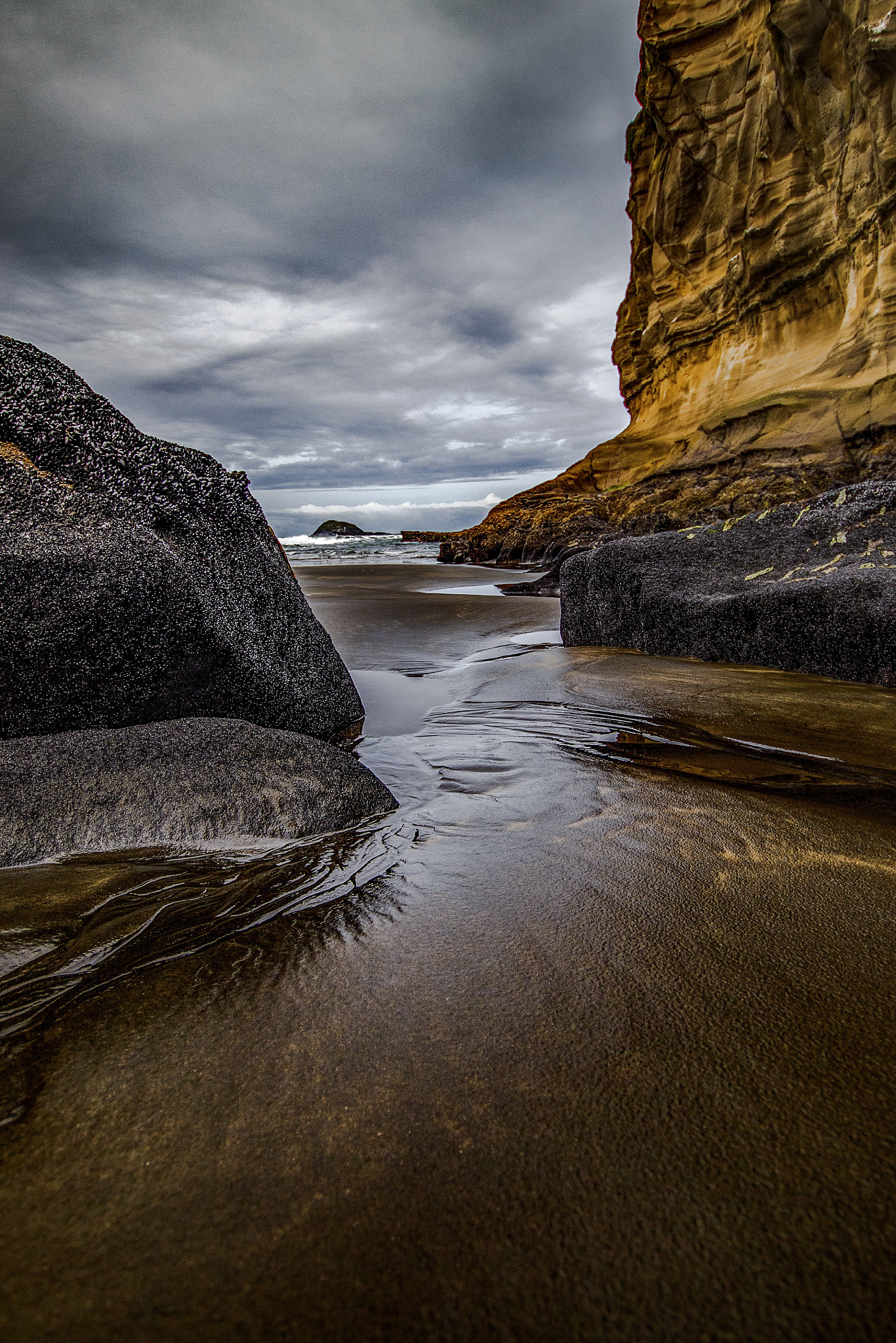 Canon 10-20mm sample photo. Morning walk photography