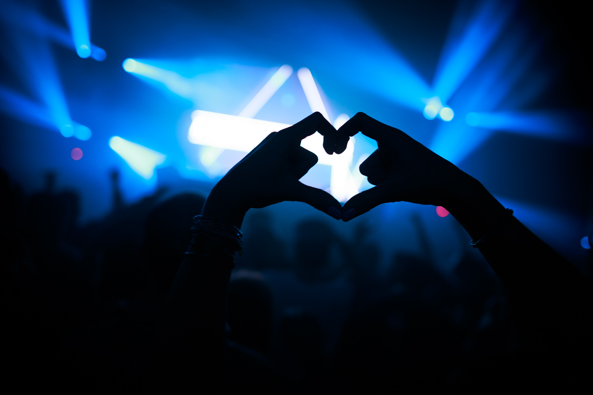 Sigma 24mm F1.4 DG HSM Art sample photo. Above & beyond - we are all we need - london 2015 photography