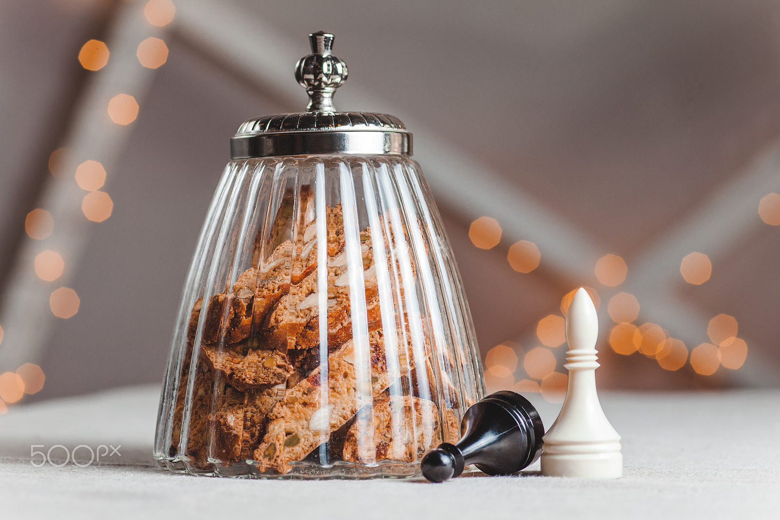 Canon EF 100mm F2.8 Macro USM sample photo. Bank cookies with nuts and chess photography