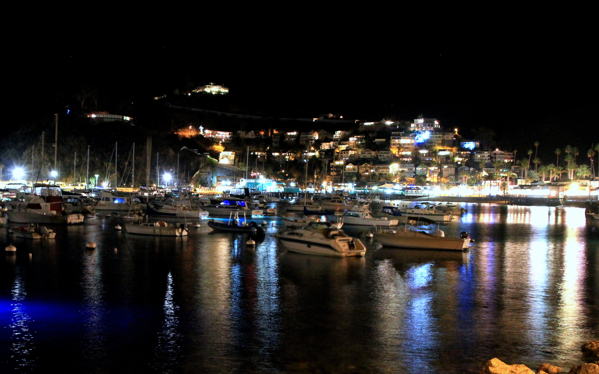 Sigma 18-50mm F2.8-4.5 DC OS HSM sample photo. Island harbor winter night ,  catalina island photography