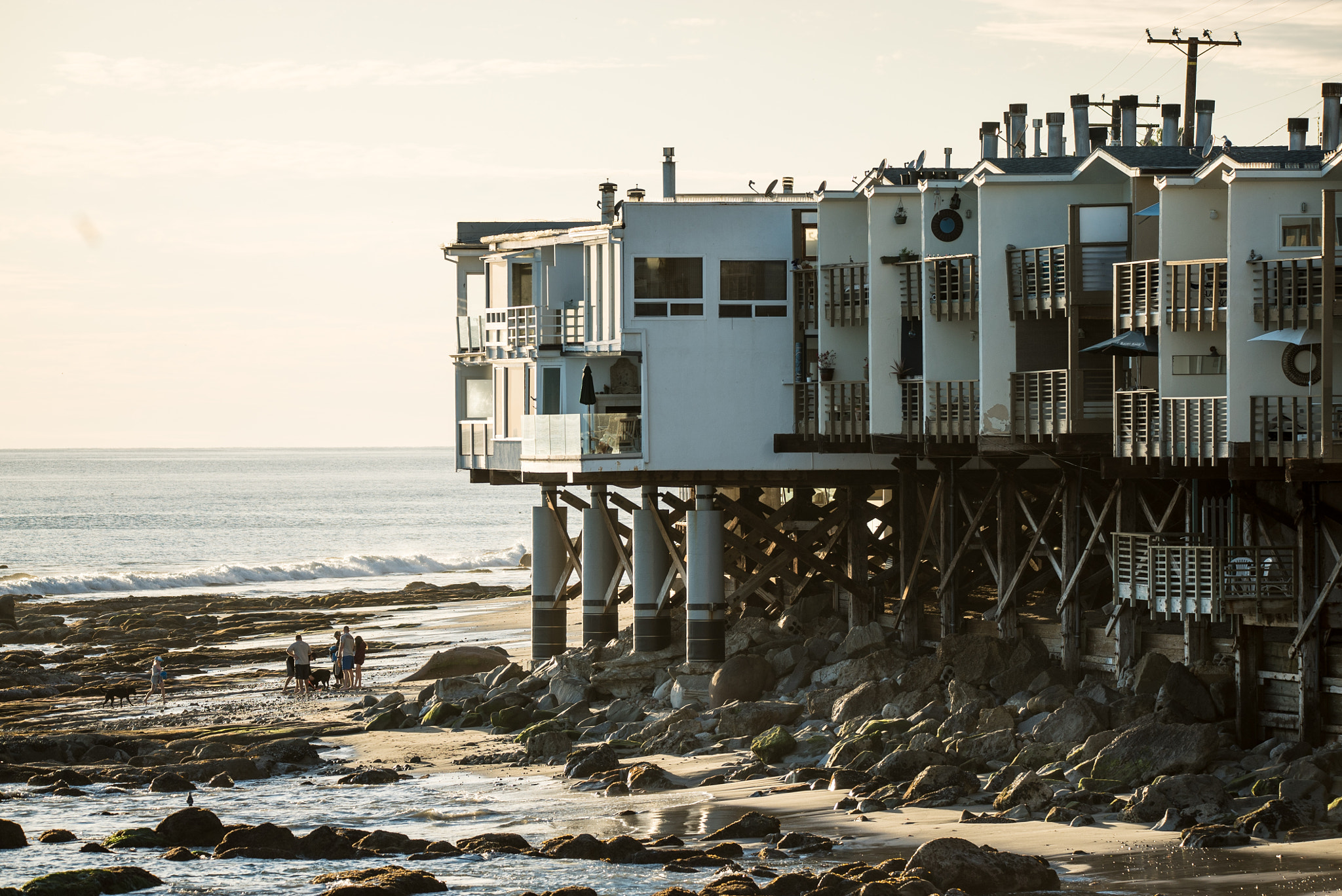 Sony a7S II + Tamron SP 150-600mm F5-6.3 Di VC USD sample photo. Malibu beach at sunset photography