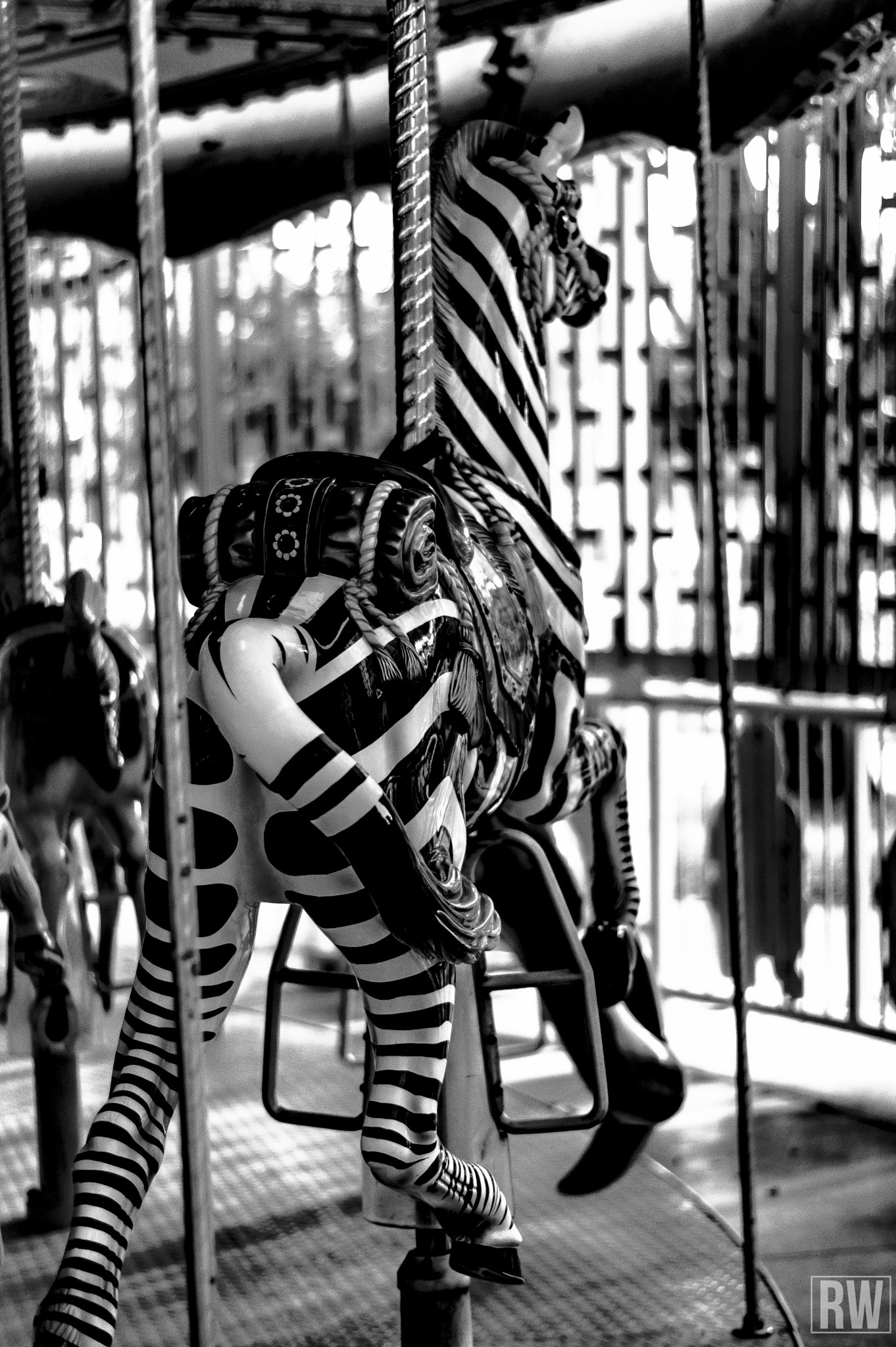 Pentax K-3 II + Pentax smc DA 50mm F1.8 sample photo. The old carousel photography