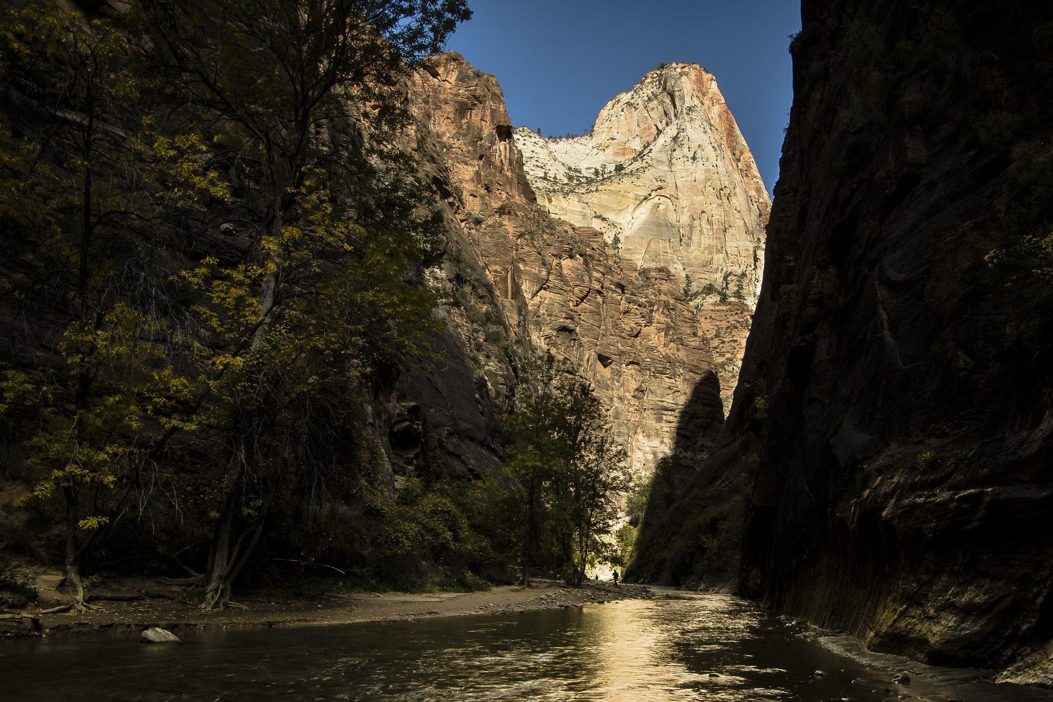 Pentax smc DA 16-45mm F4 ED AL sample photo. The narrows photography