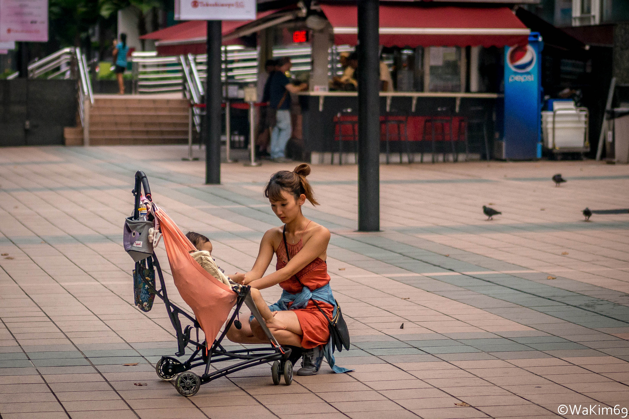 Panasonic Lumix G 42.5mm F1.7 ASPH Power OIS sample photo. Mother's care... photography