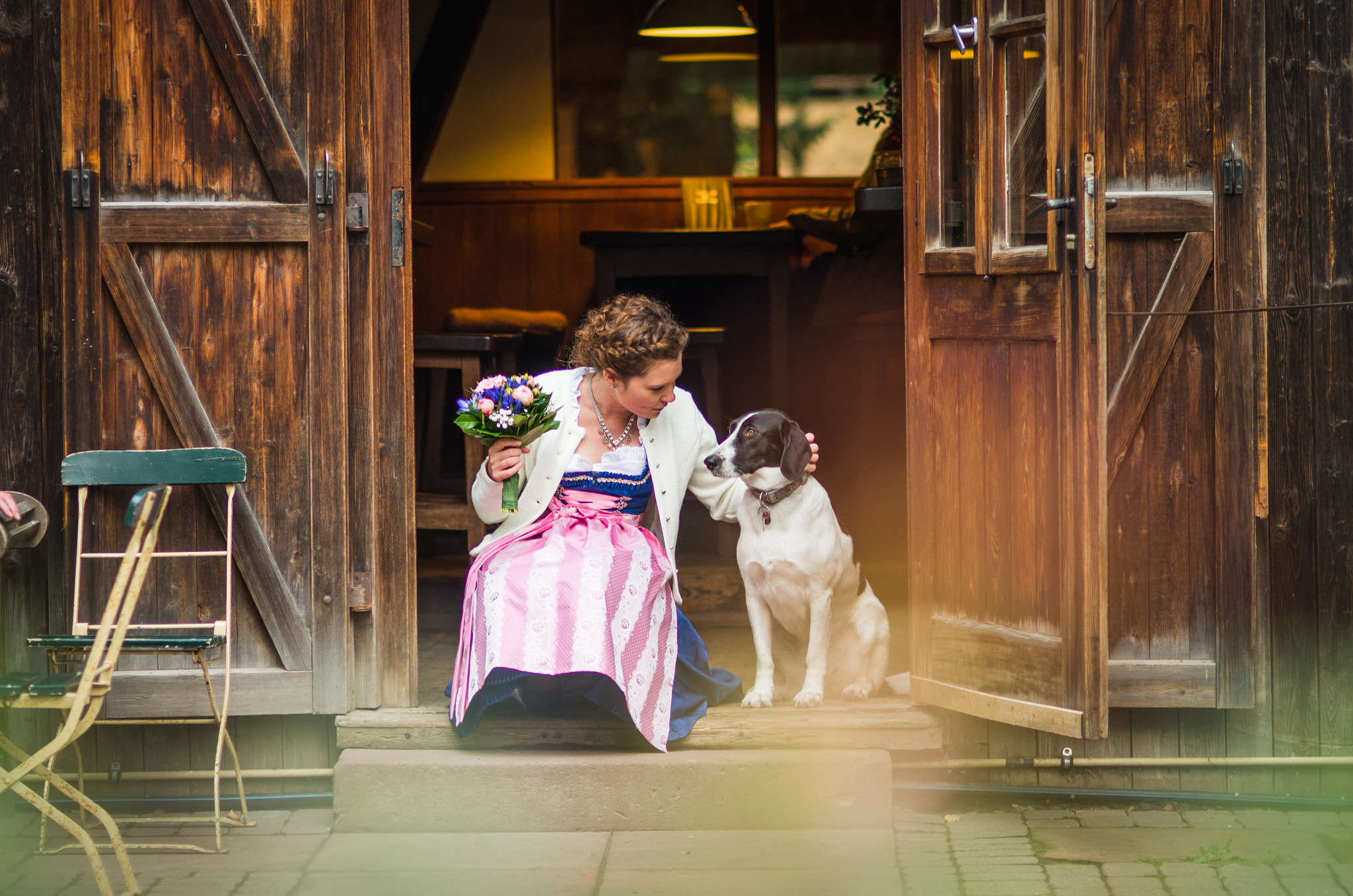 Sigma 85mm F1.4 EX DG HSM sample photo. Braut mit hund photography