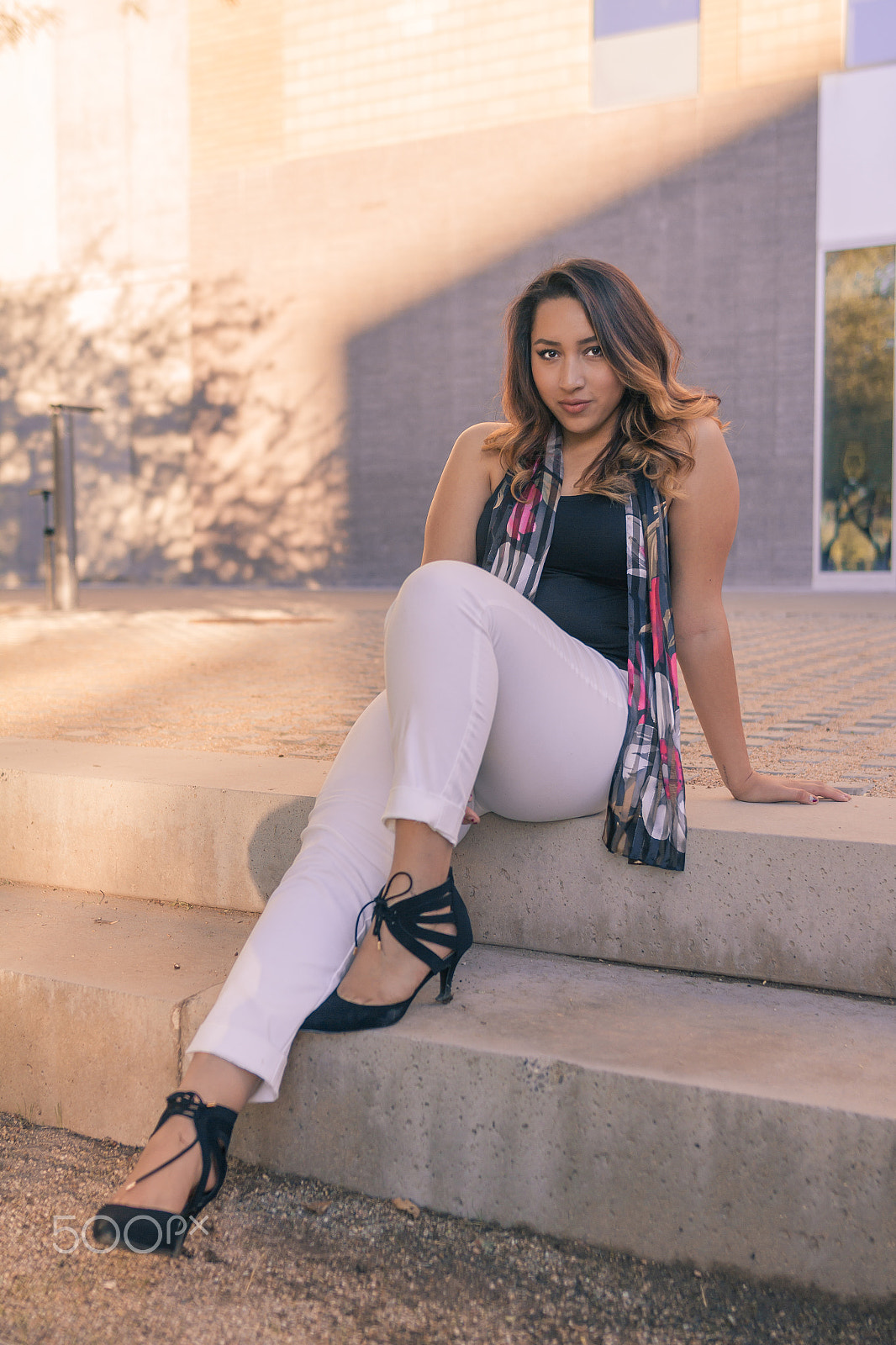 Sigma 24mm F1.4 DG HSM Art sample photo. Dress for success photography