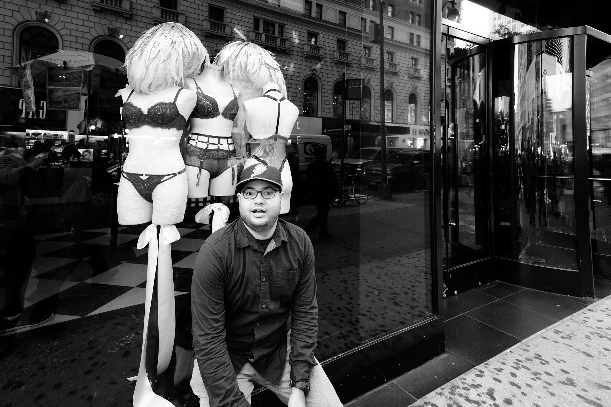 ZEISS Touit 12mm F2.8 sample photo. New york city street photography