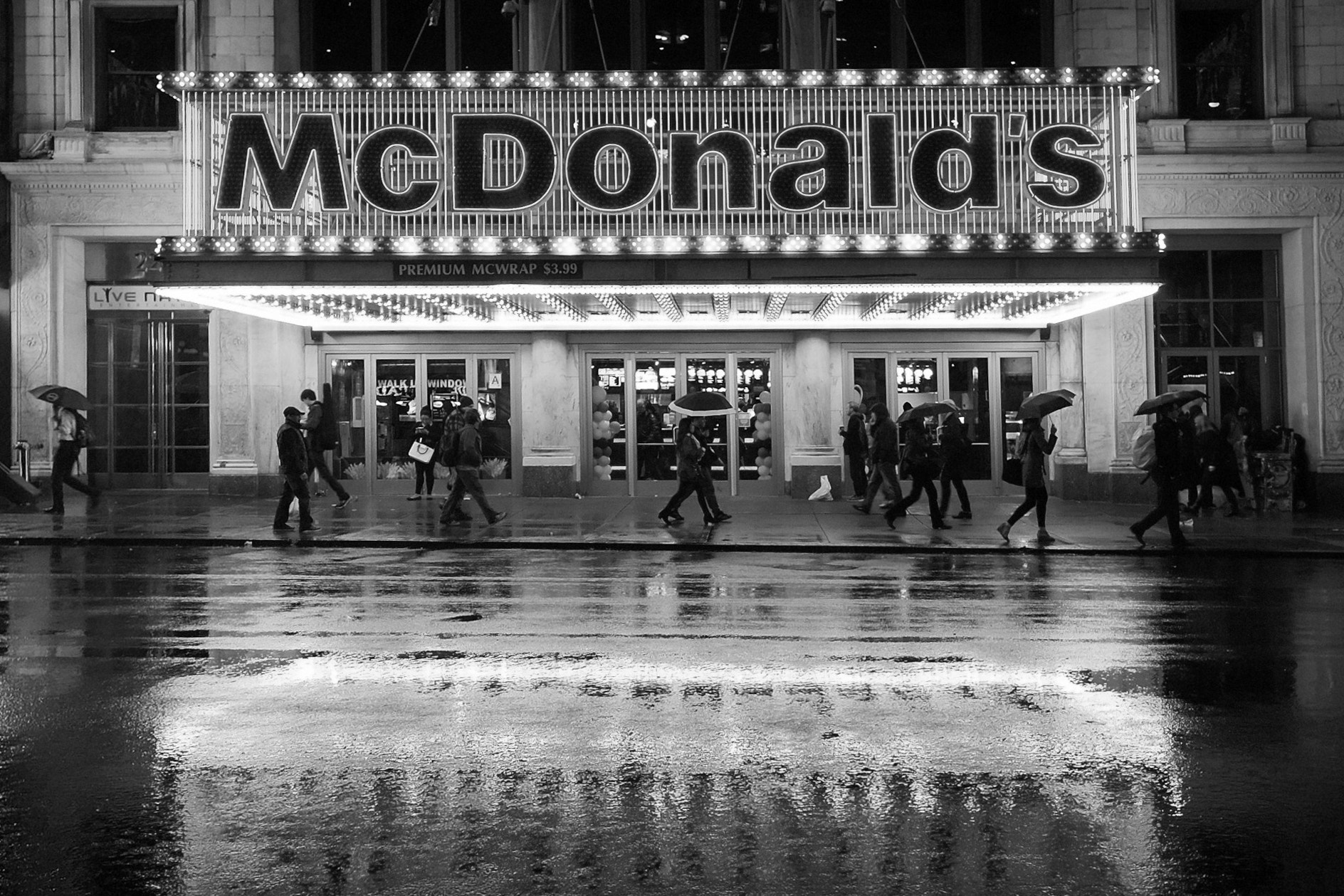 ZEISS Touit 12mm F2.8 sample photo. New york city street photography