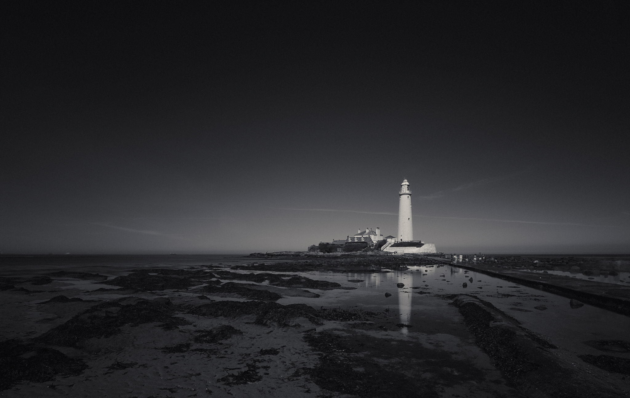 17mm F4 sample photo. St mary's lighthouse photography