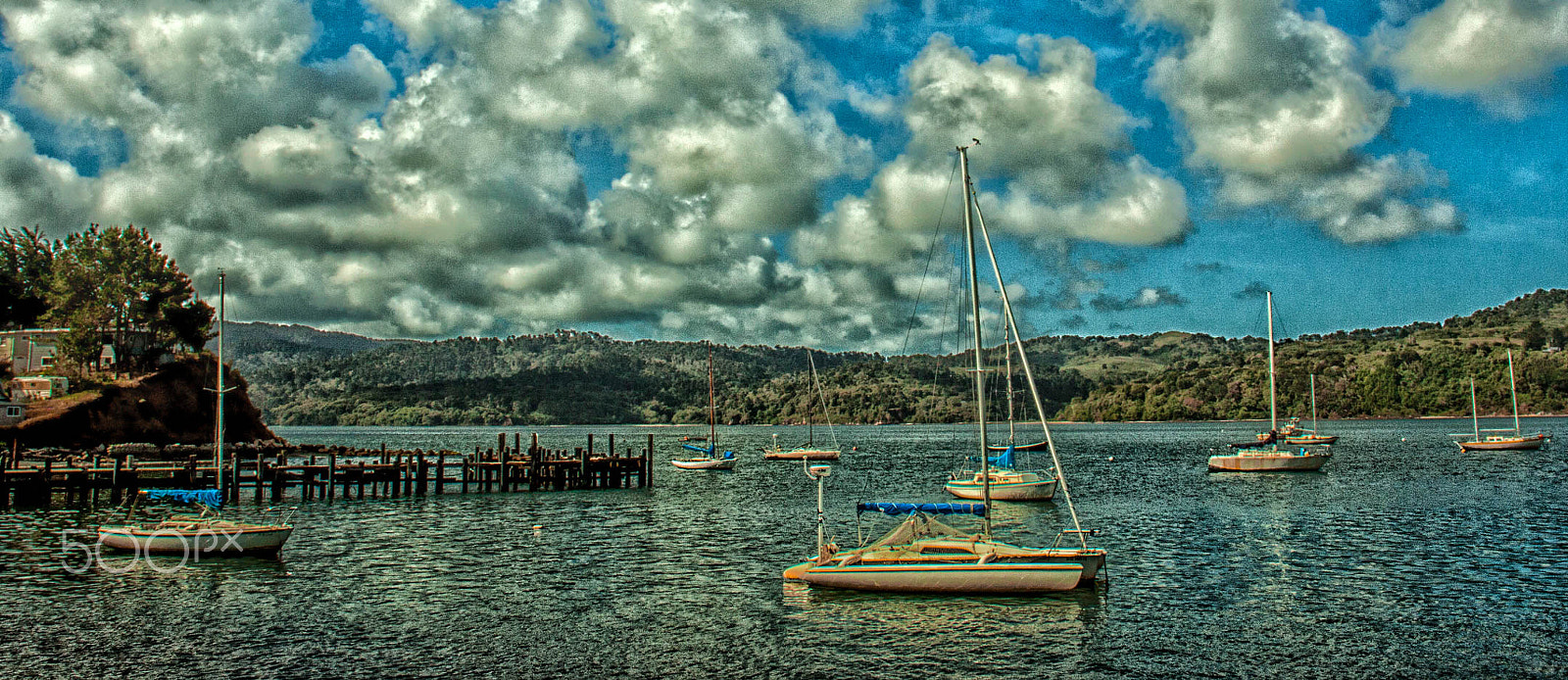 Canon EOS 50D + Canon EF 20mm F2.8 USM sample photo. View from highway 1 north of san franciscoco photography