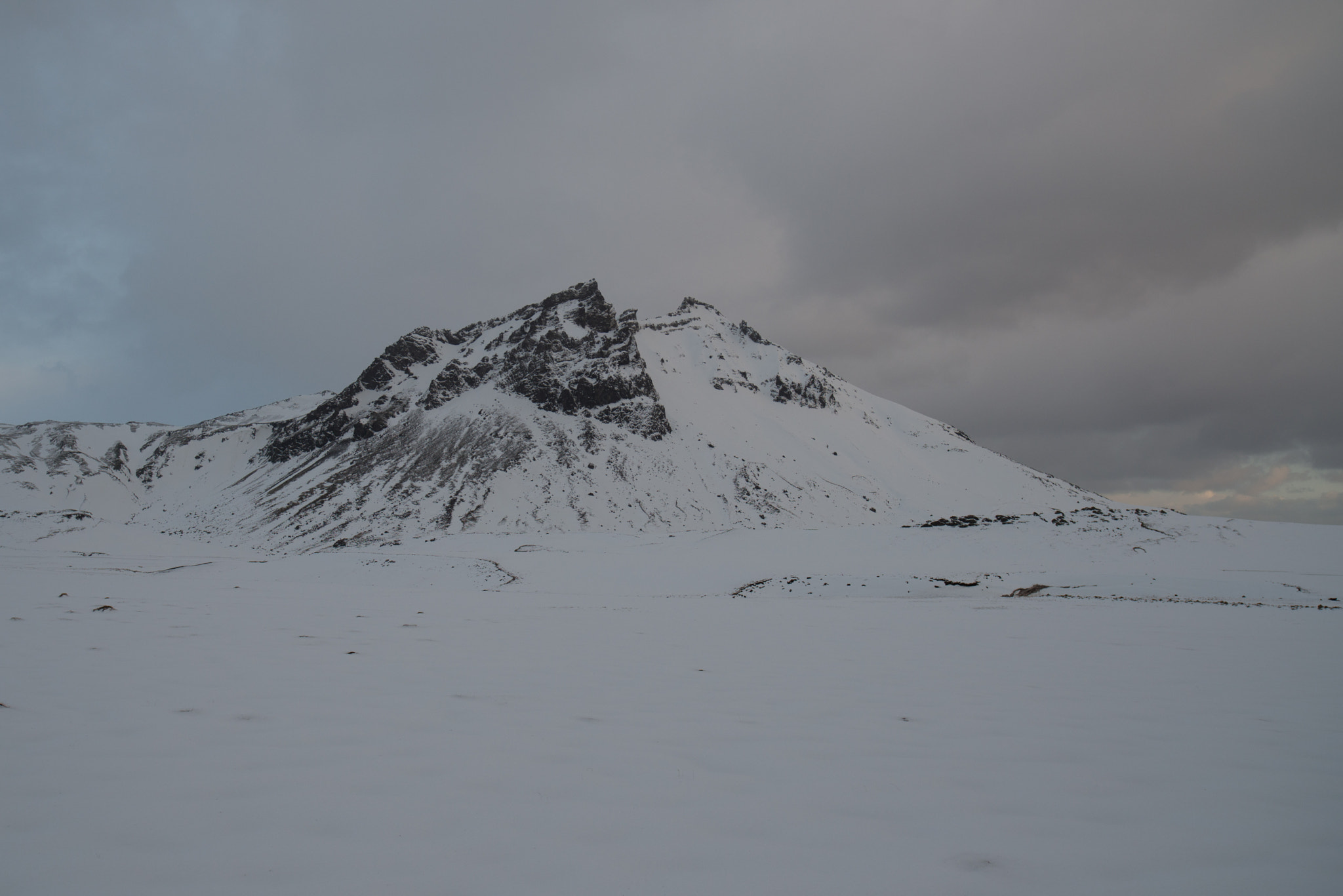 Nikon D800E + ZEISS Distagon T* 21mm F2.8 sample photo. Iceland winterscape 6 photography