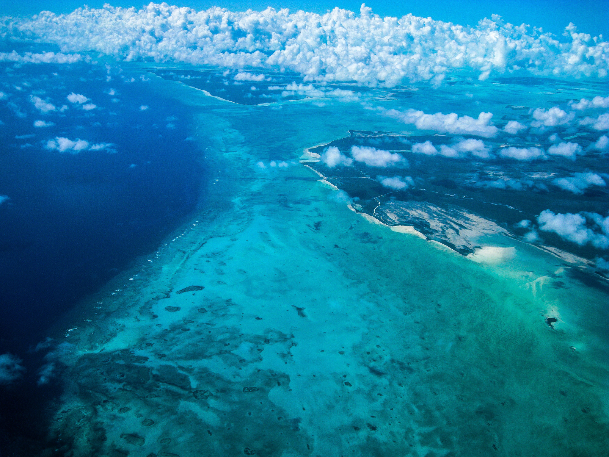 Canon POWERSHOT SD950 IS sample photo. Flying over the exuma's photography