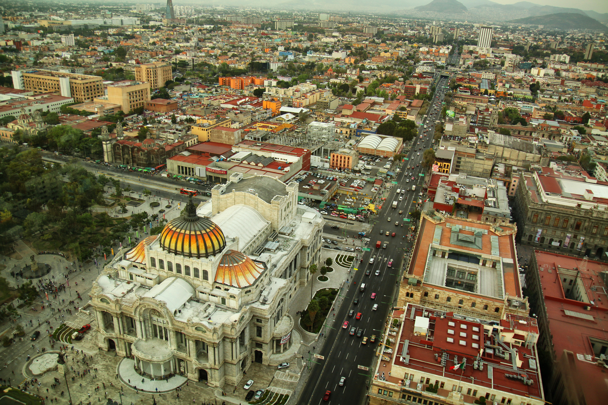 Canon EOS 500D (EOS Rebel T1i / EOS Kiss X3) sample photo. Mexico city from above photography