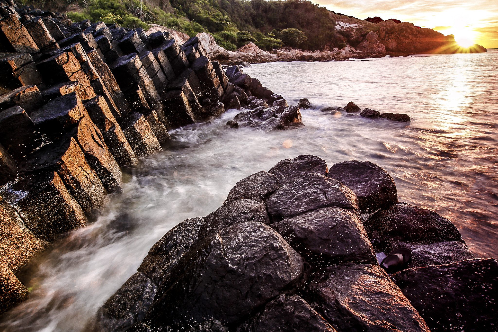 Tokina AT-X Pro 12-24mm F4 (IF) DX sample photo. Baafbd o photography