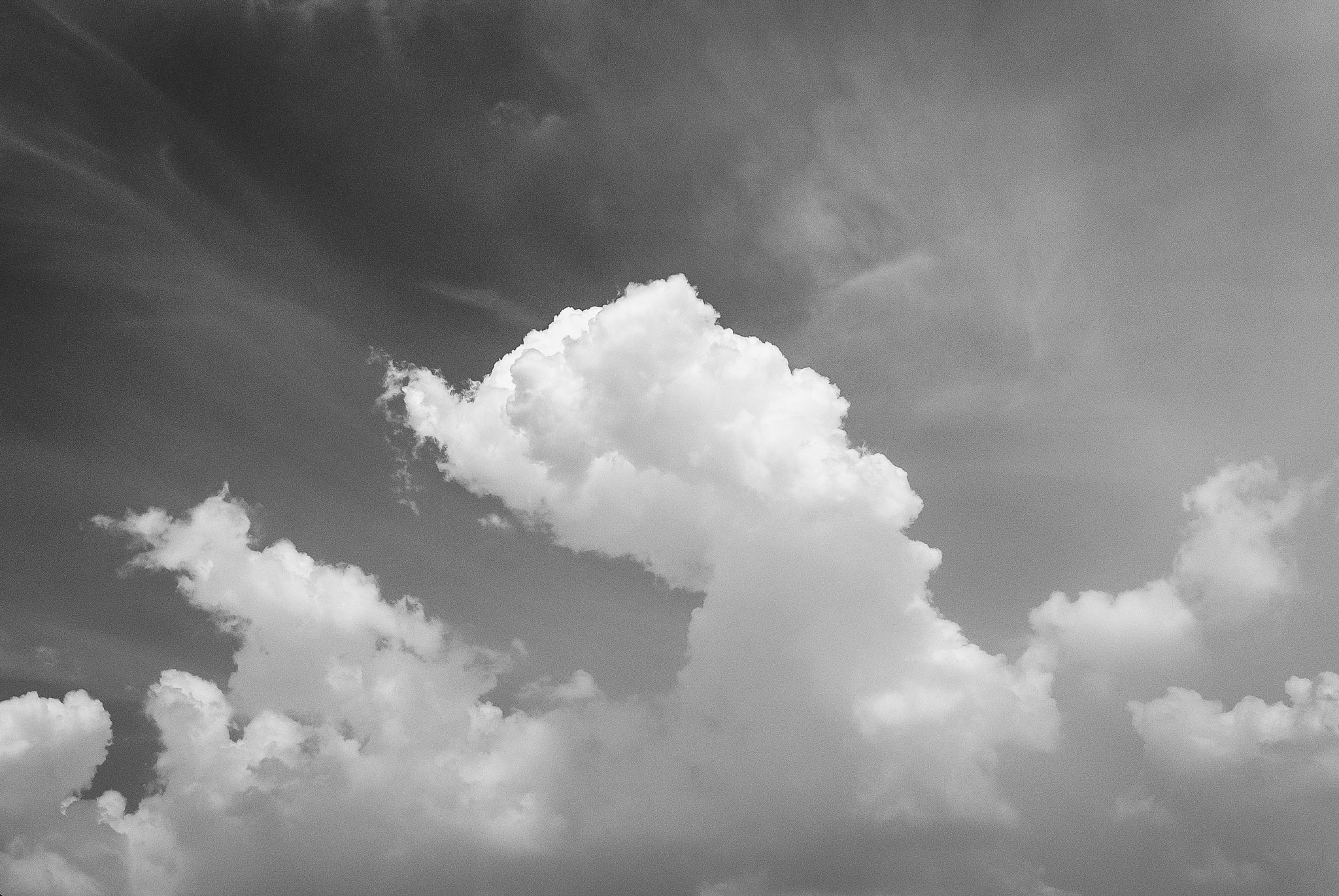 Nikon 1 Nikkor 11-27.5mm F3.5-5.6 sample photo. Clouds photography