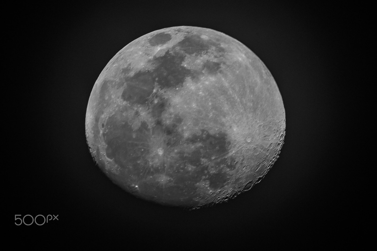 Canon EF 500mm F4L IS USM sample photo. Moon photography