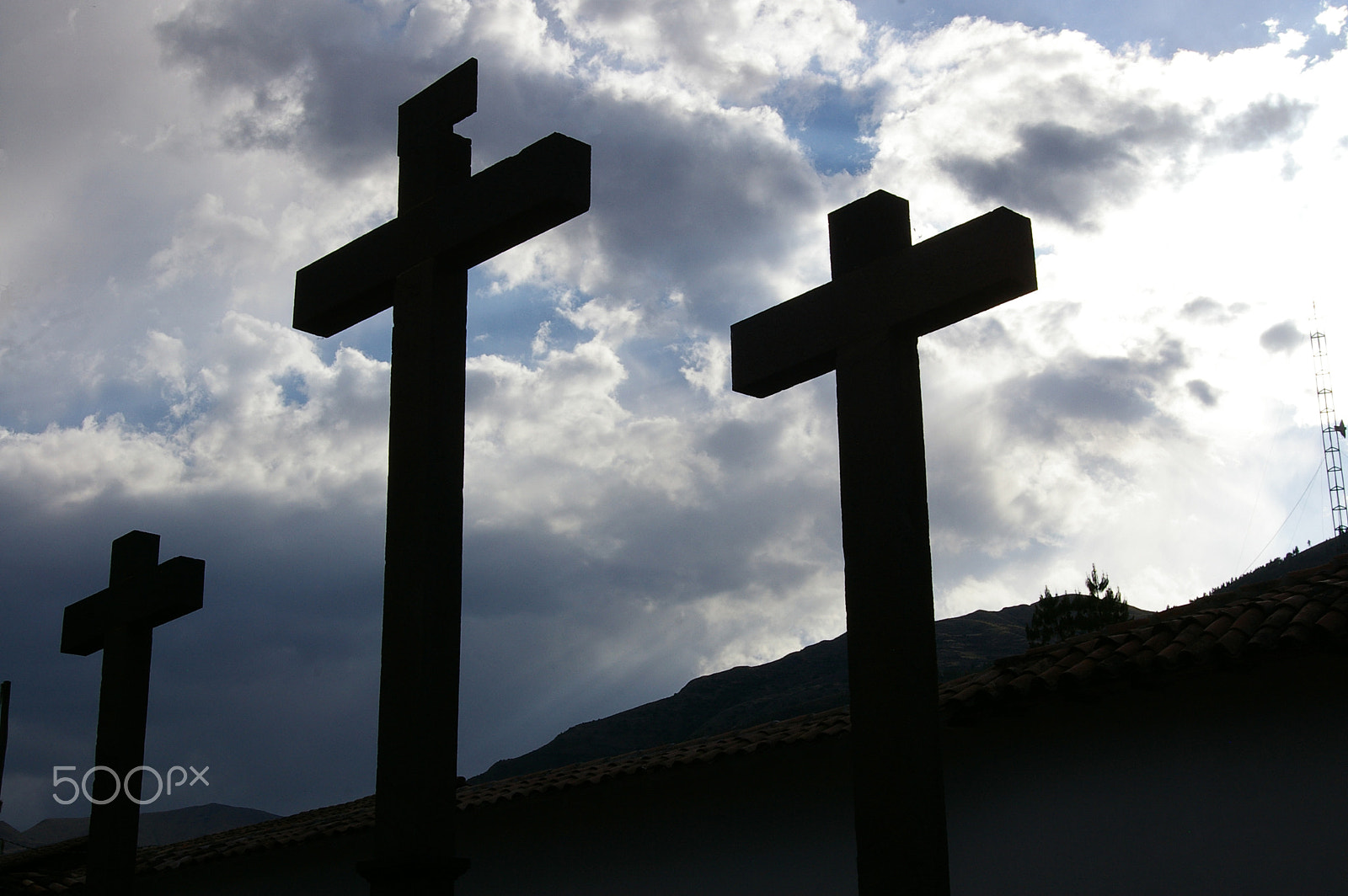 Pentax *ist DL2 sample photo. Crosses against the sky photography
