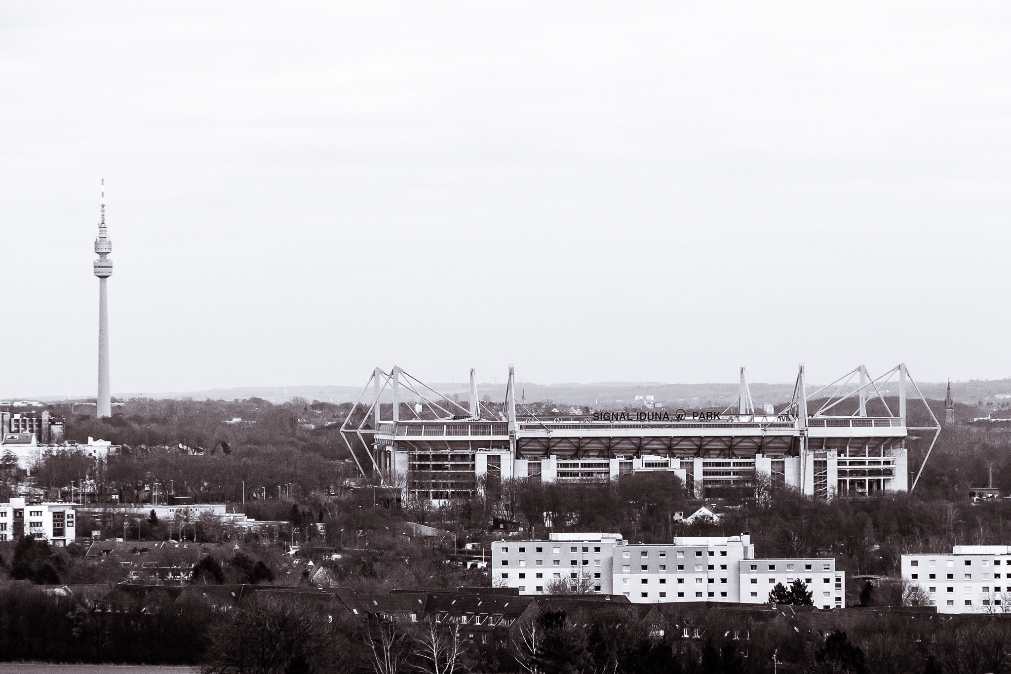 Canon EOS 600D (Rebel EOS T3i / EOS Kiss X5) sample photo. Signal iduna park photography